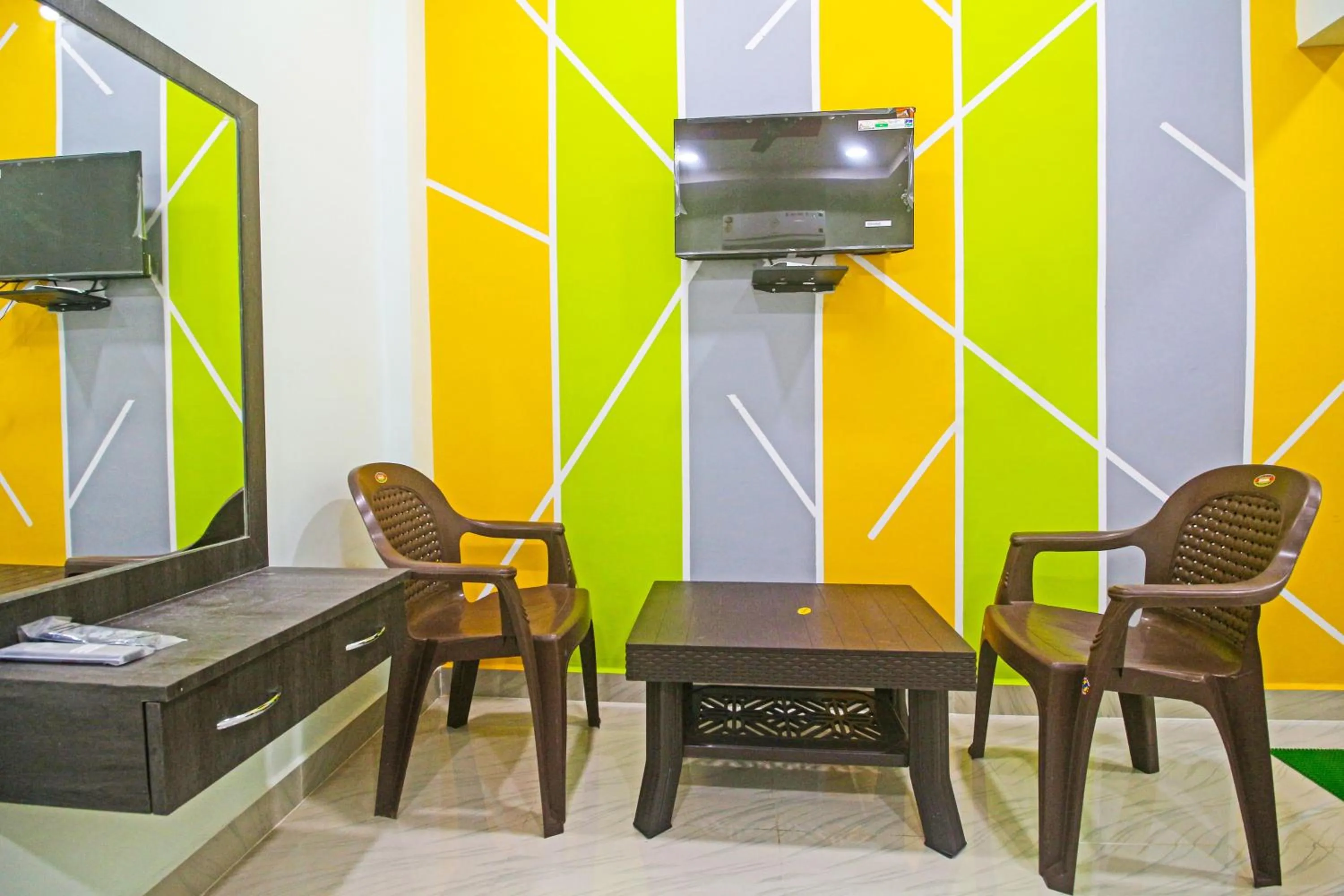 Bedroom in OYO Flagship Hotel Mh31