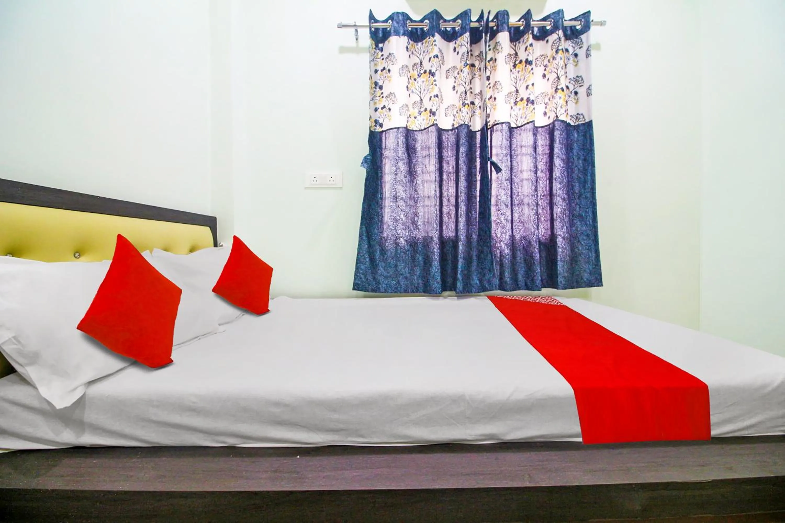 Bedroom in Hotel O Mh