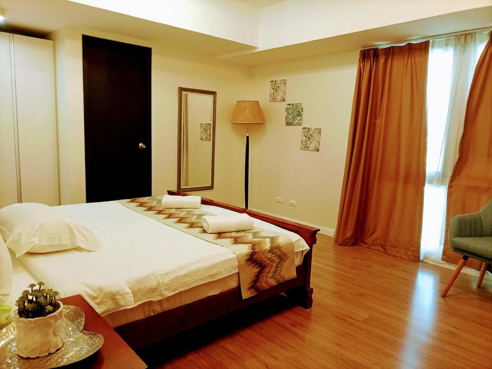 Single Room with Bathroom in Davao Central Suites
