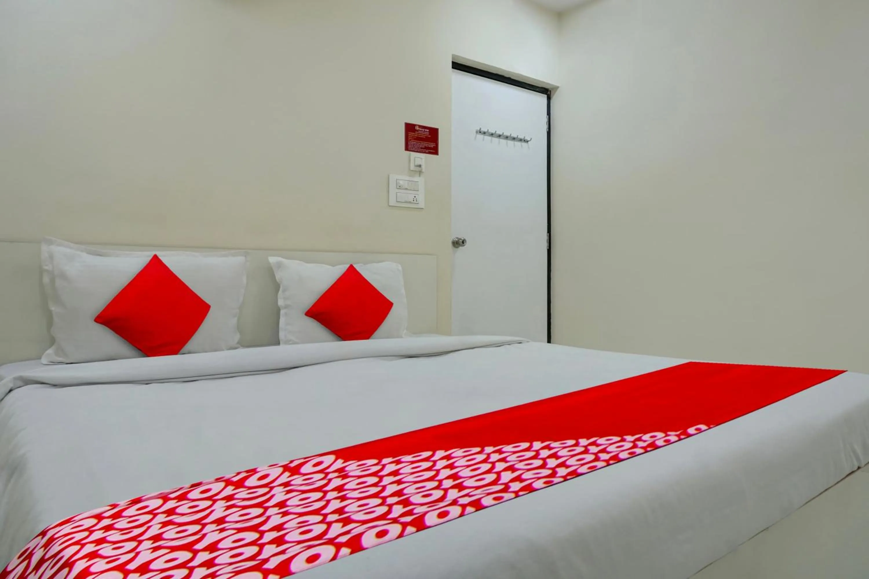 Bathroom, Bed in Hotel O Happy Homely Stay