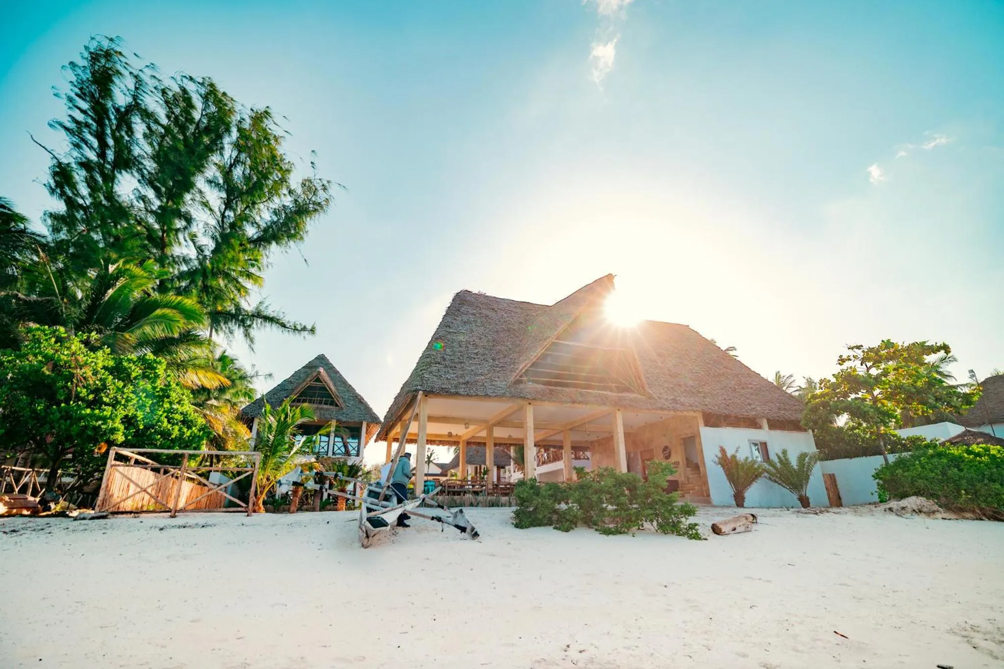 Restaurant/places to eat in Mayai Ocean Resort