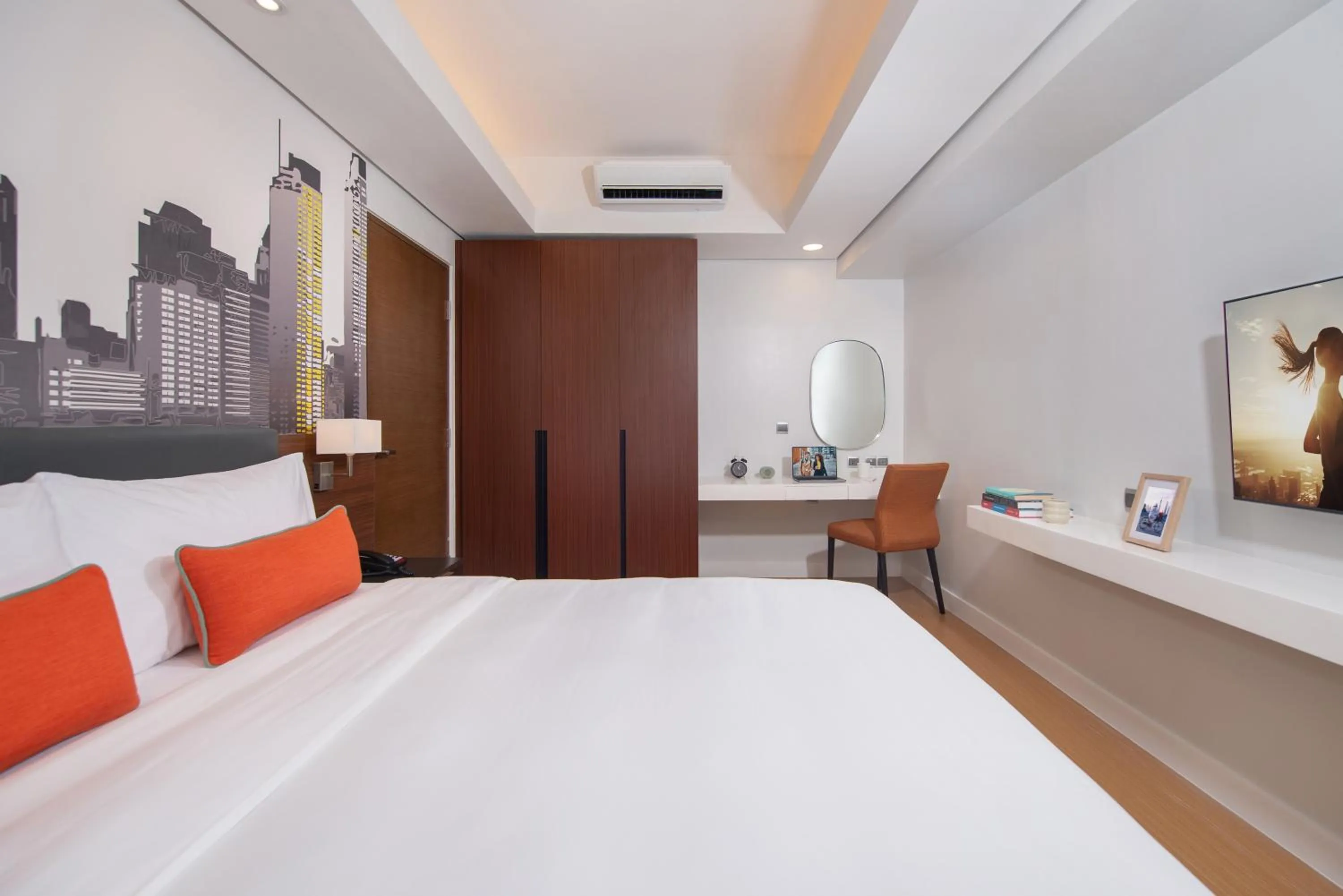 Bedroom, Bed in Citadines Benavidez Makati