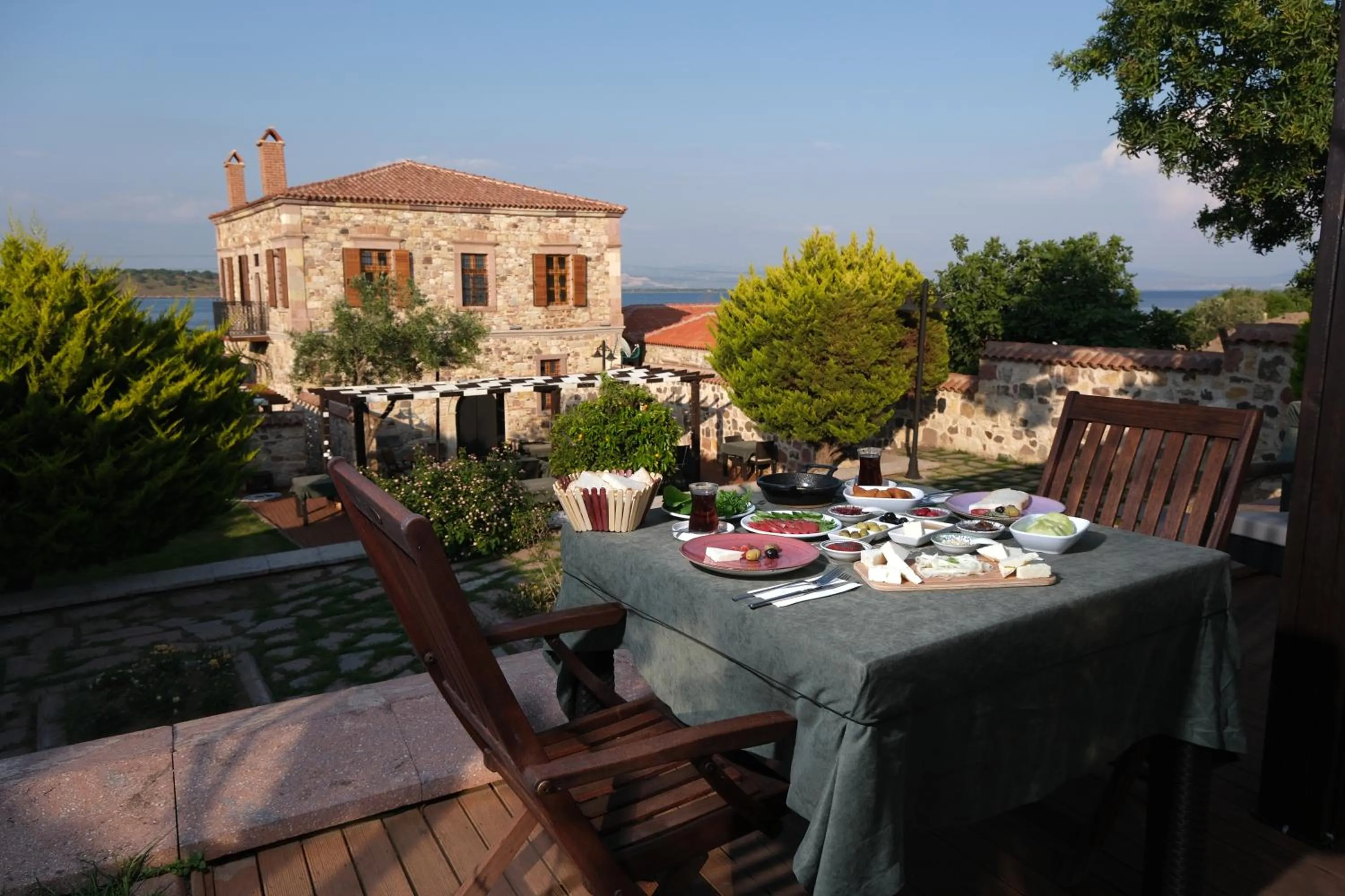 Breakfast in Kocanli Kosku