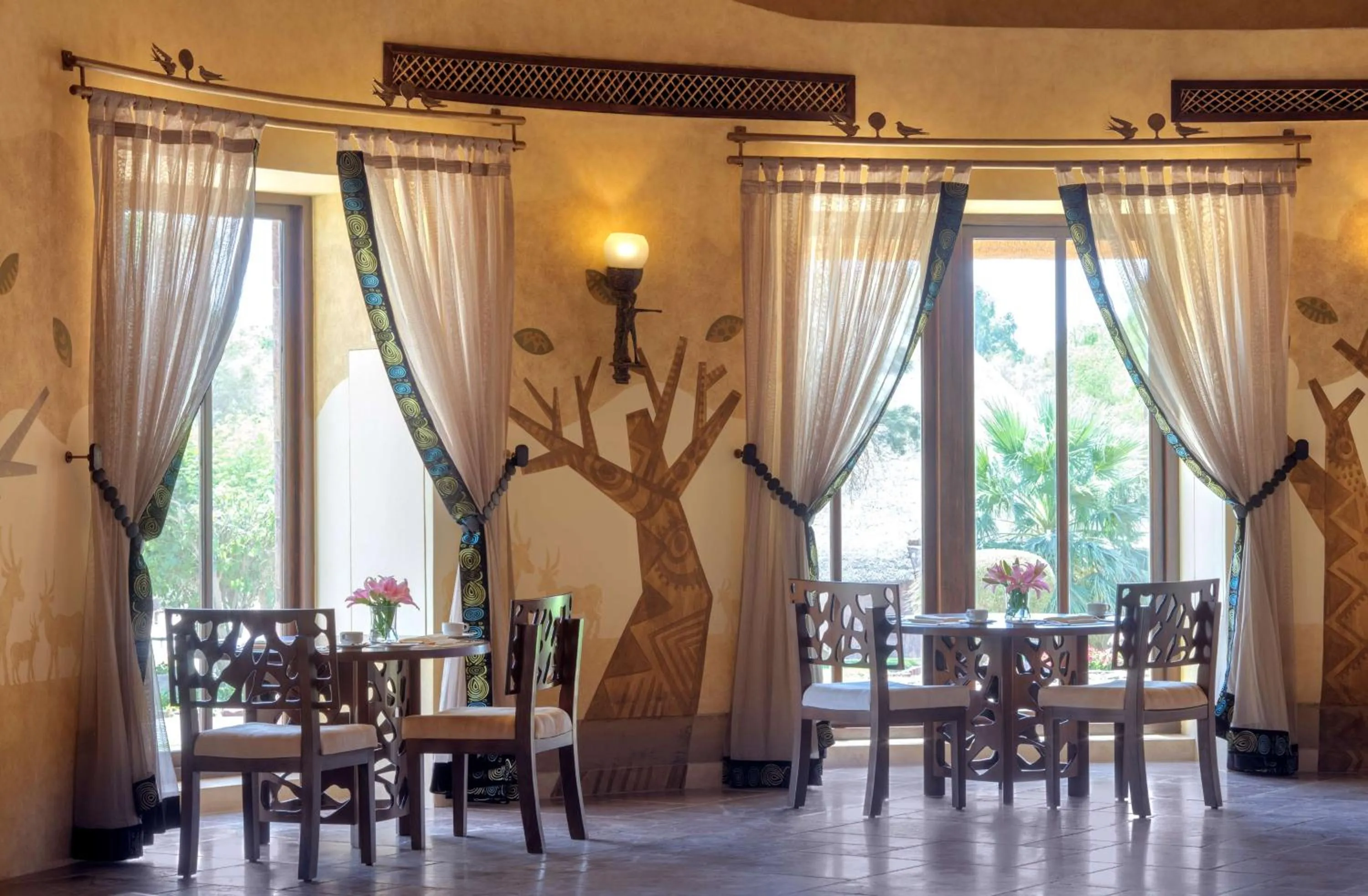 Restaurant/places to eat in Nofa Riyadh, A Radisson Collection Resort