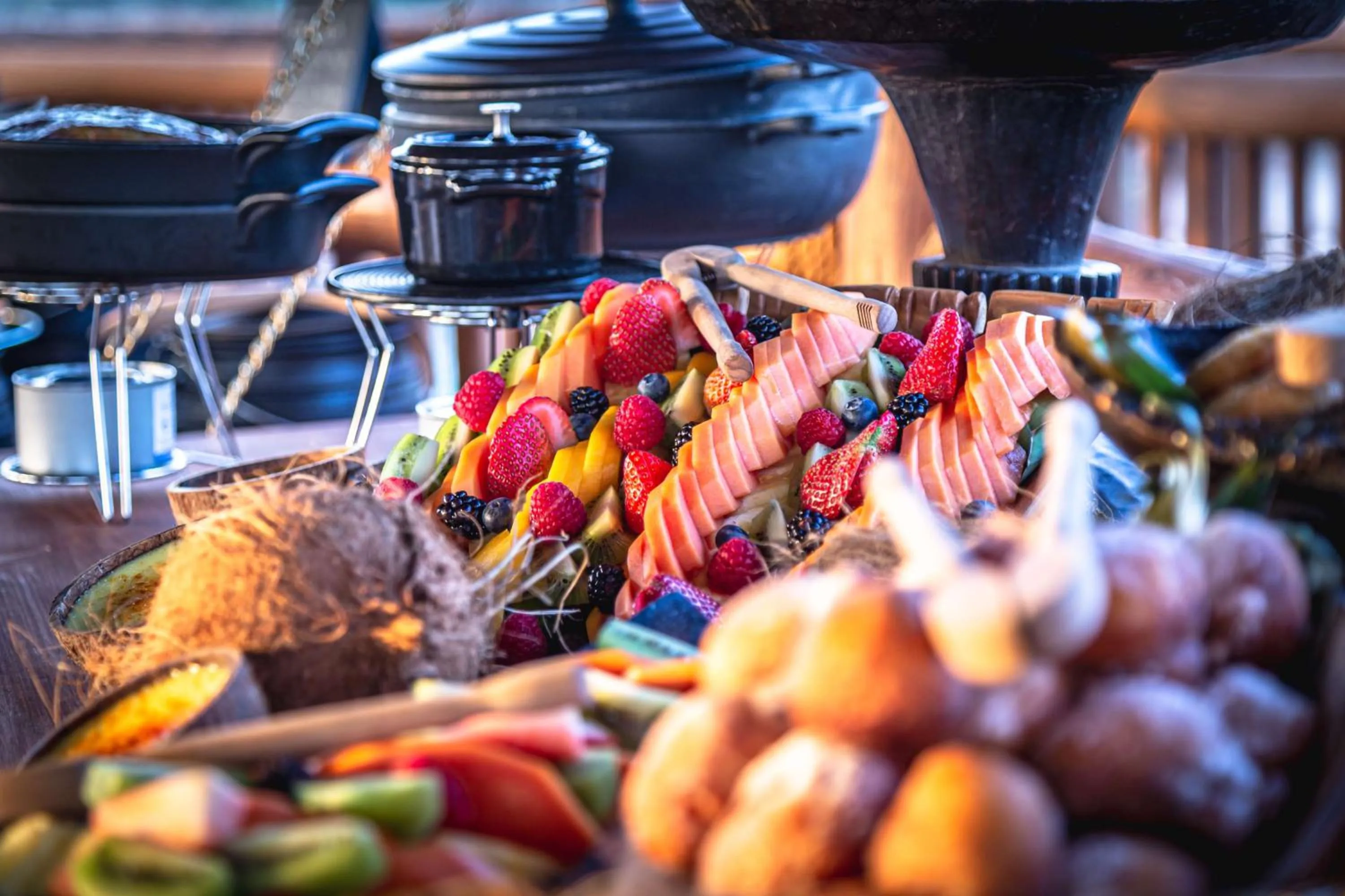 Restaurant/places to eat in Nofa Riyadh, A Radisson Collection Resort