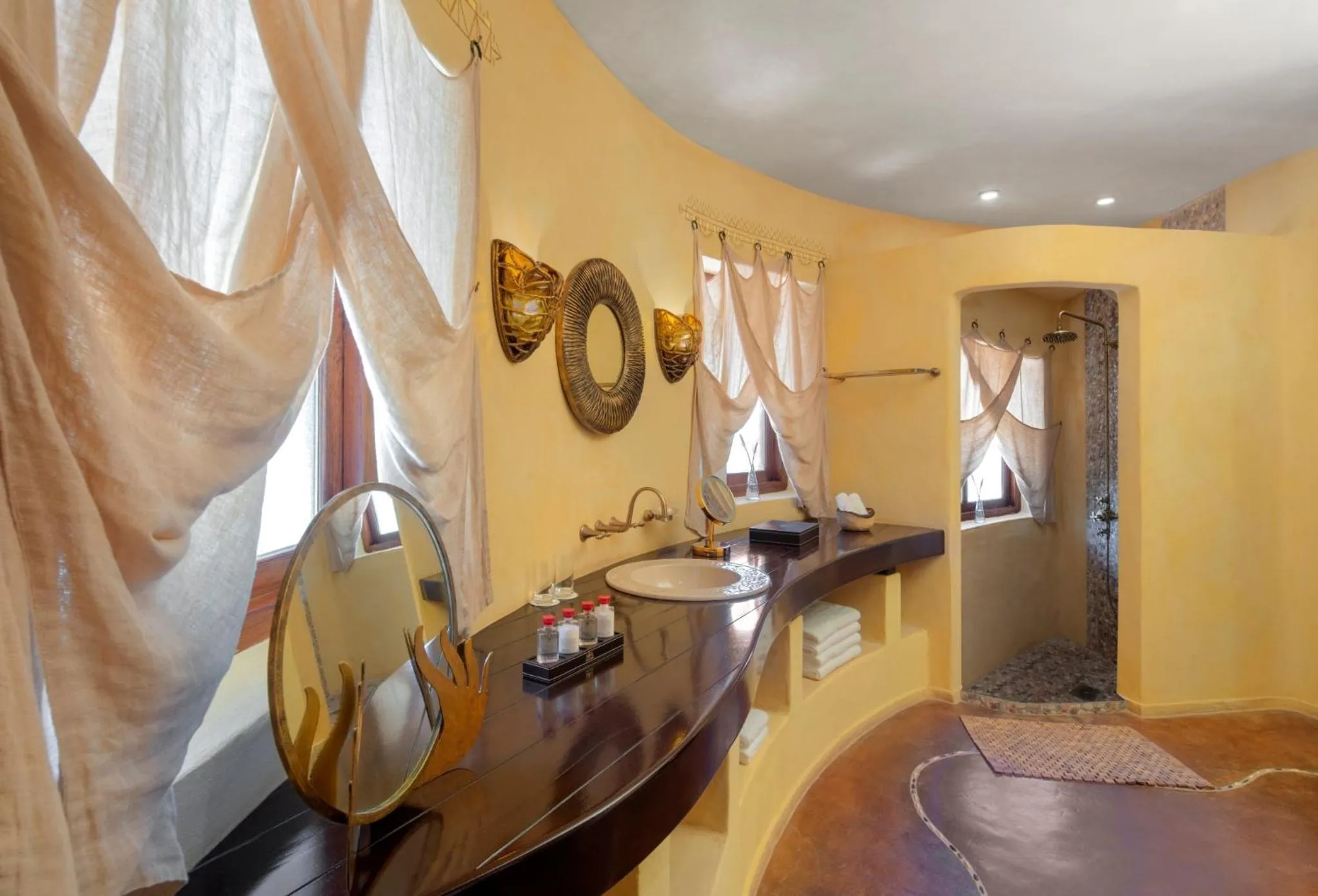 Toilet in Nofa Riyadh, A Radisson Collection Resort