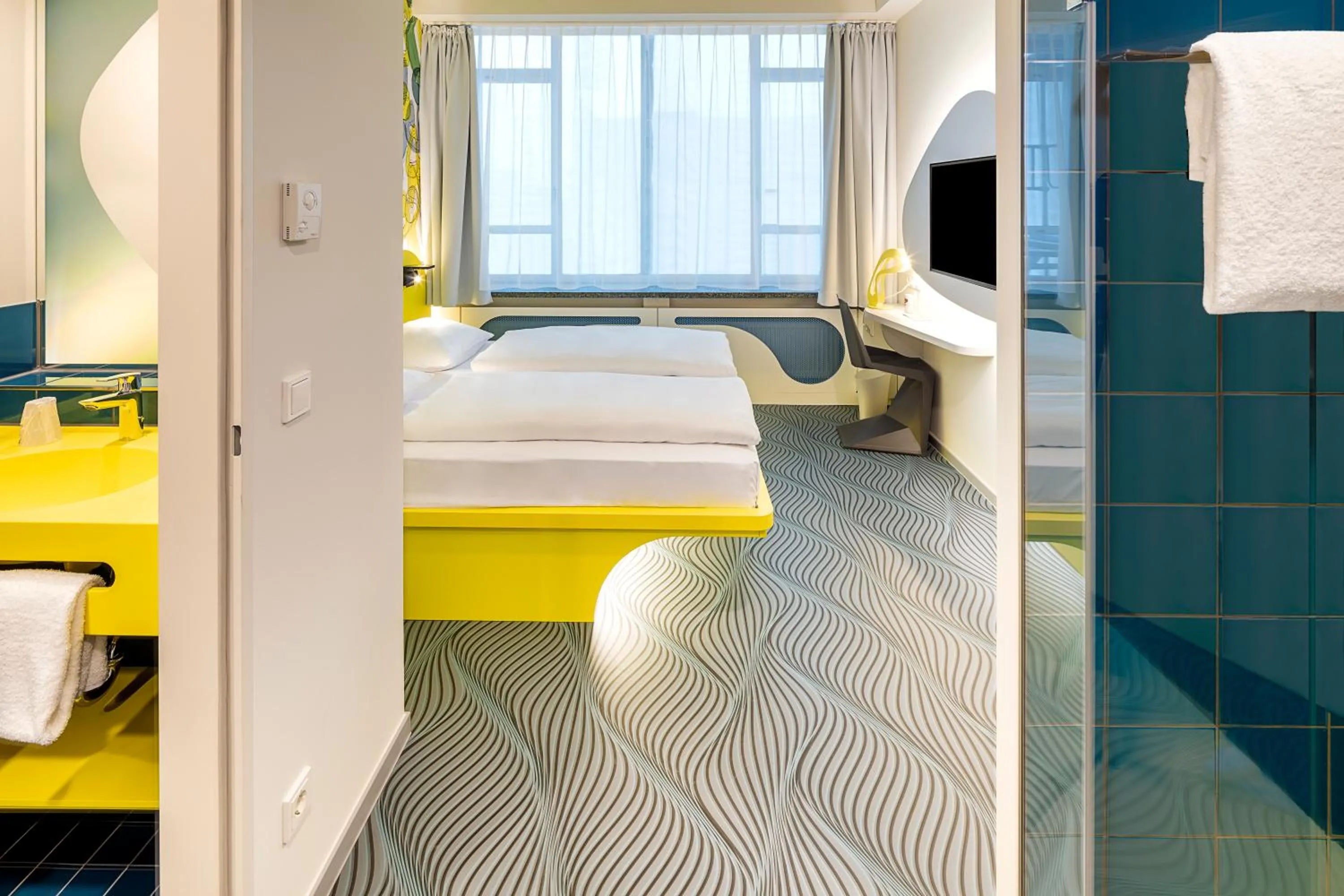 Bed in Prize by Radisson, Dortmund City