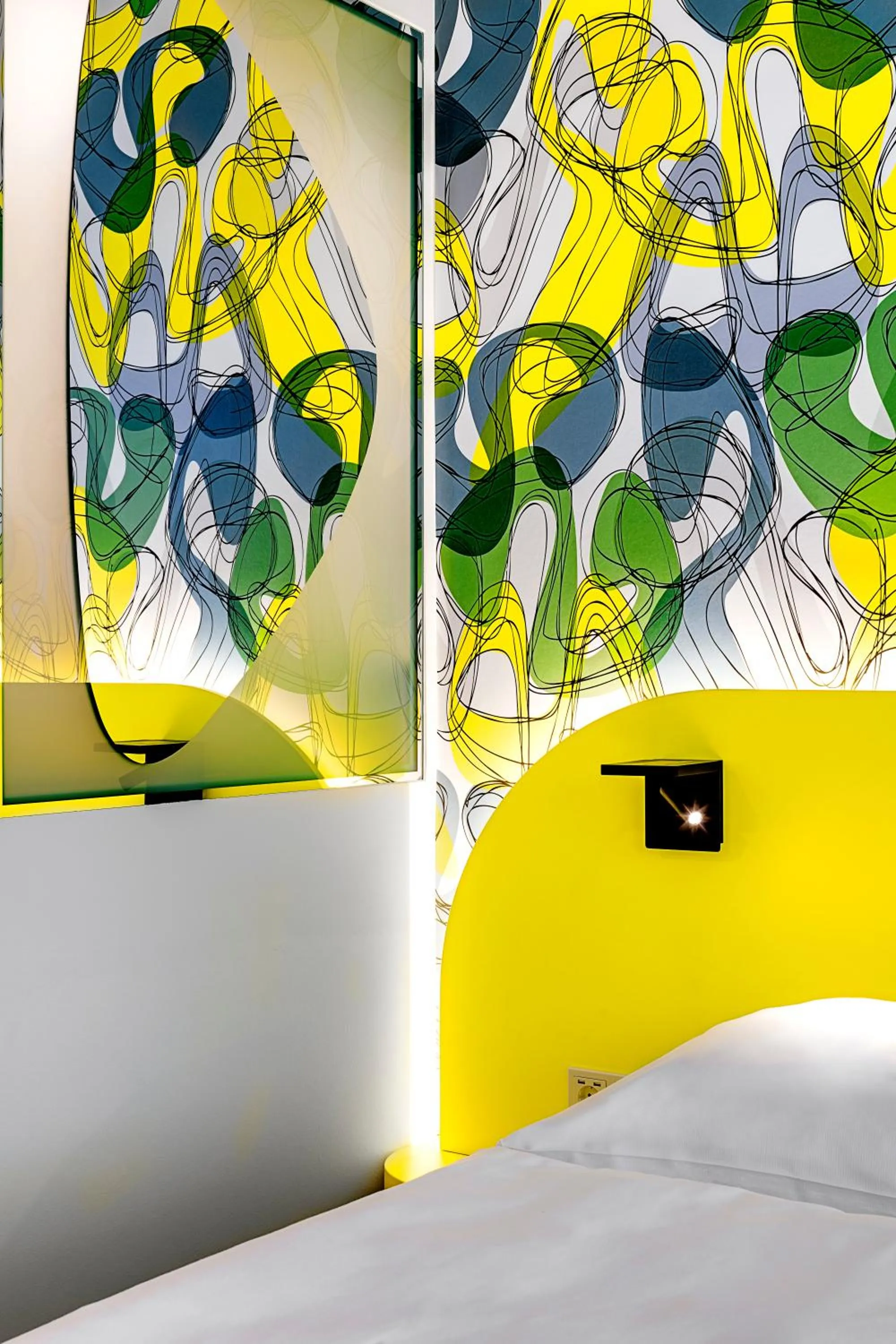 Bed in Prize by Radisson, Dortmund City