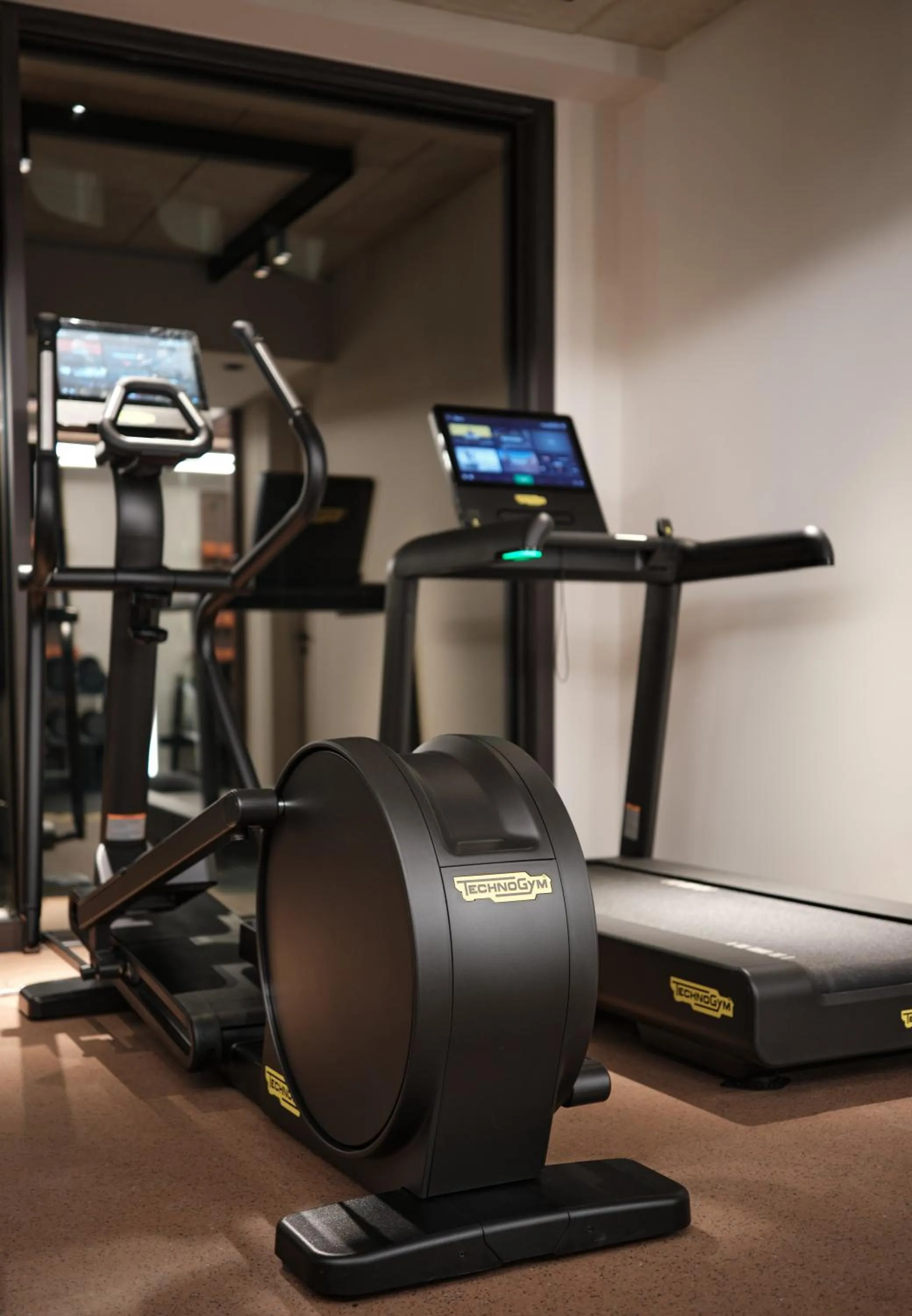 Fitness centre/facilities in The Zipper Hotel und Apartments