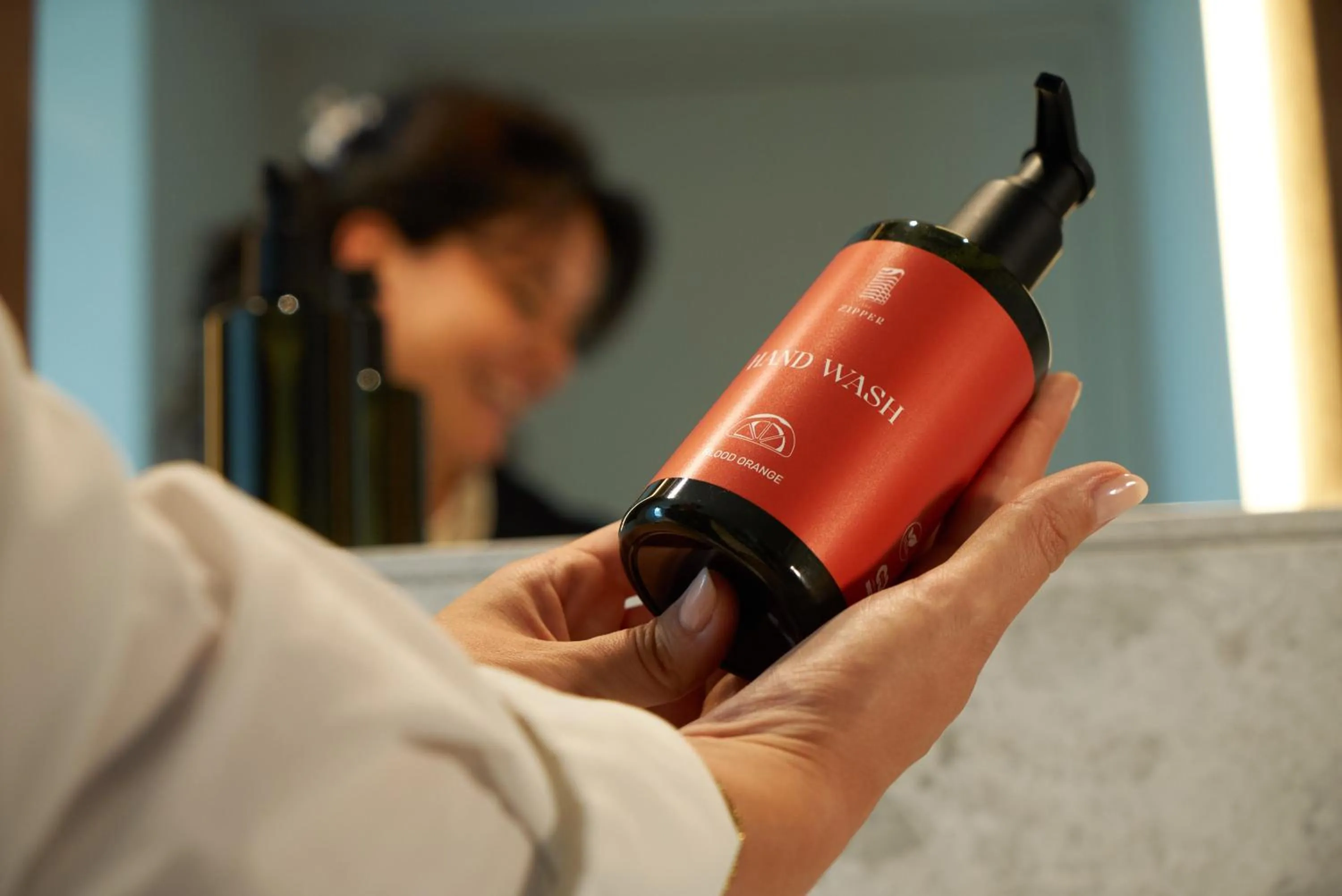 Bathroom in The Zipper Hotel und Apartments