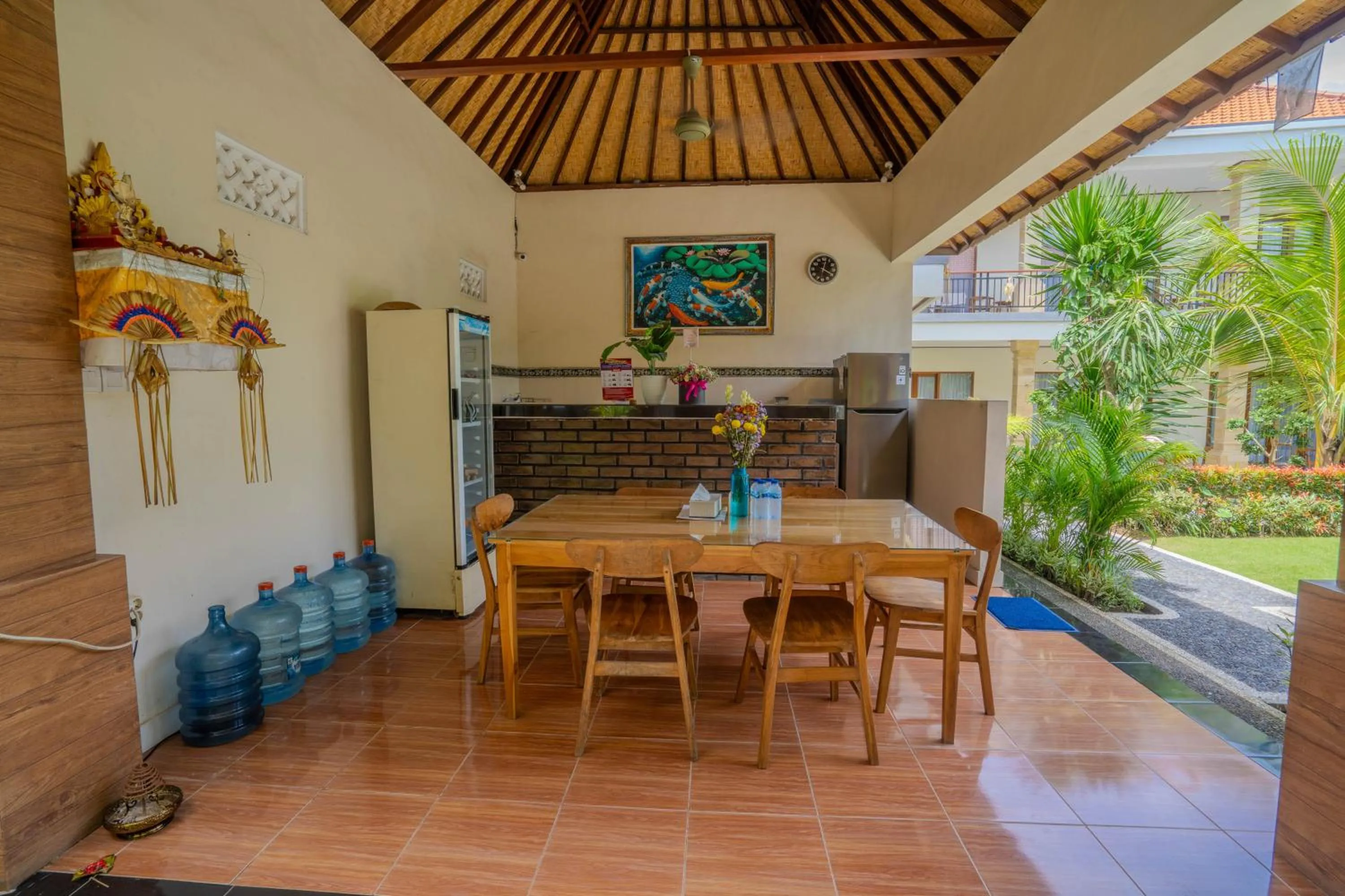 kitchen in Bagas Bagus Guesthouse