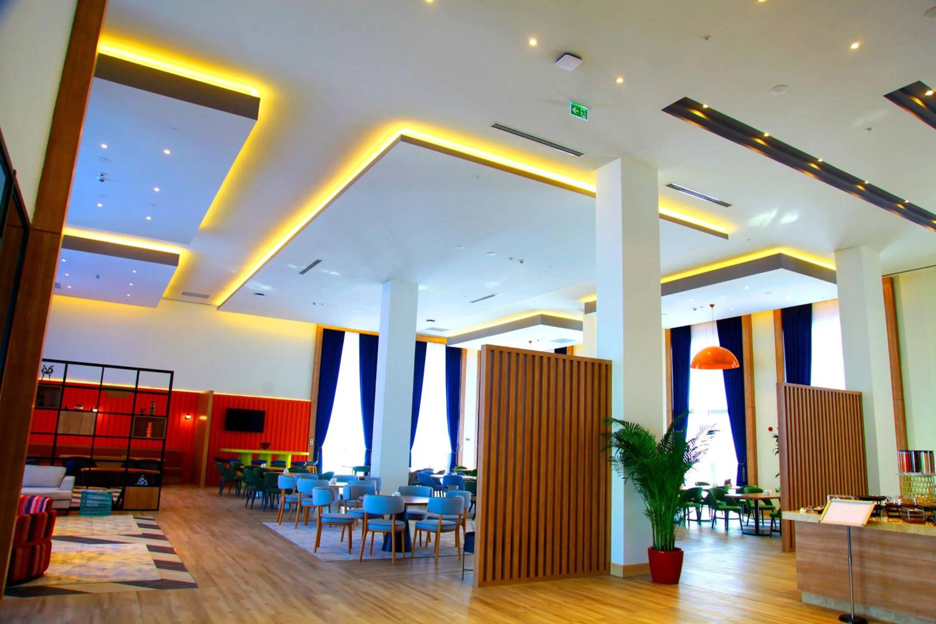 Lobby or reception in Ramada Encore by Wyndham Zomin