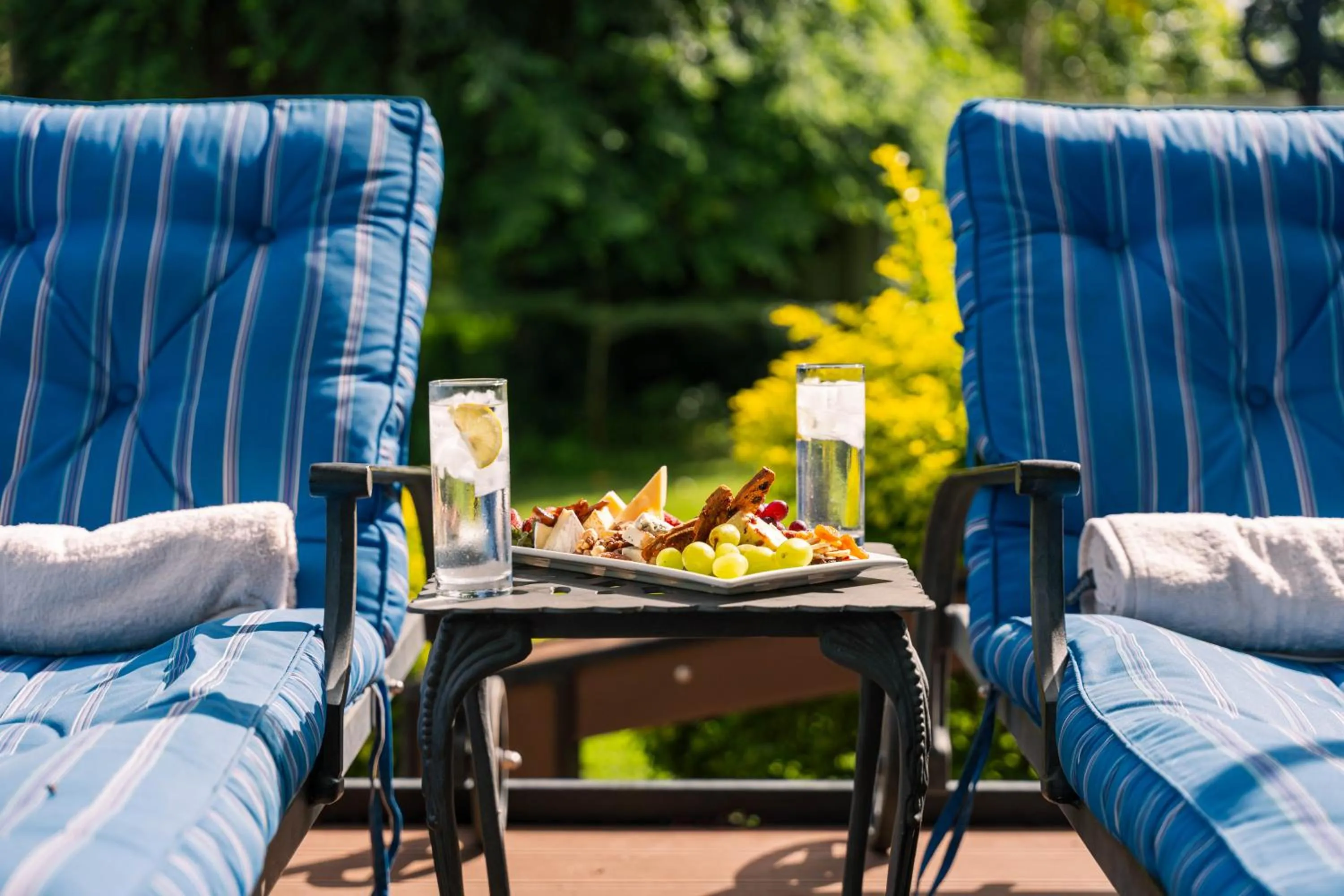 Pool view in Chobe River Lodge