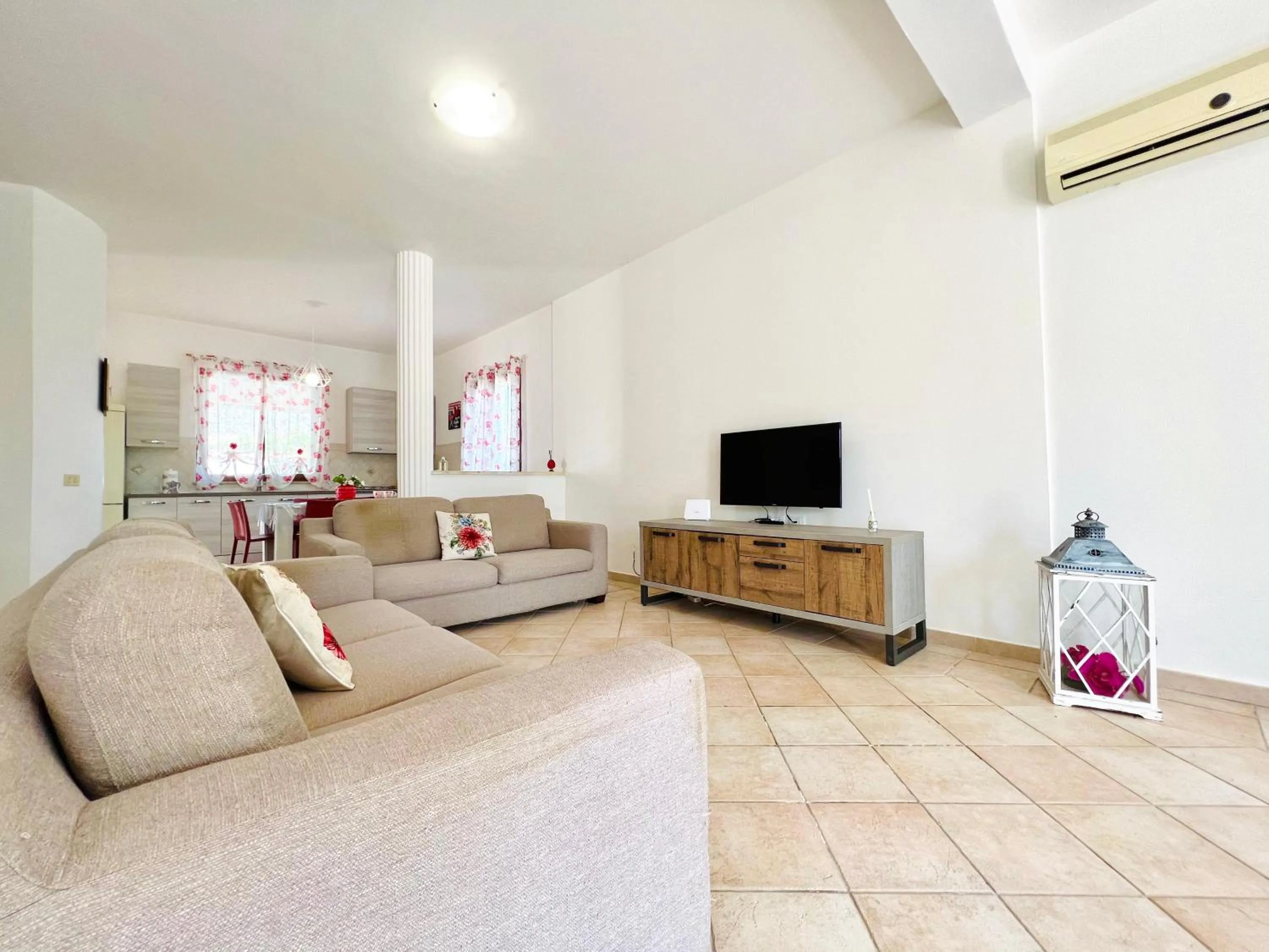 TV and multimedia in Villa Genova