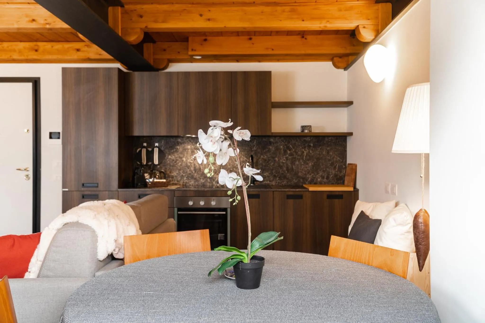 Kitchen or kitchenette in Maison Poluc hotel apartments