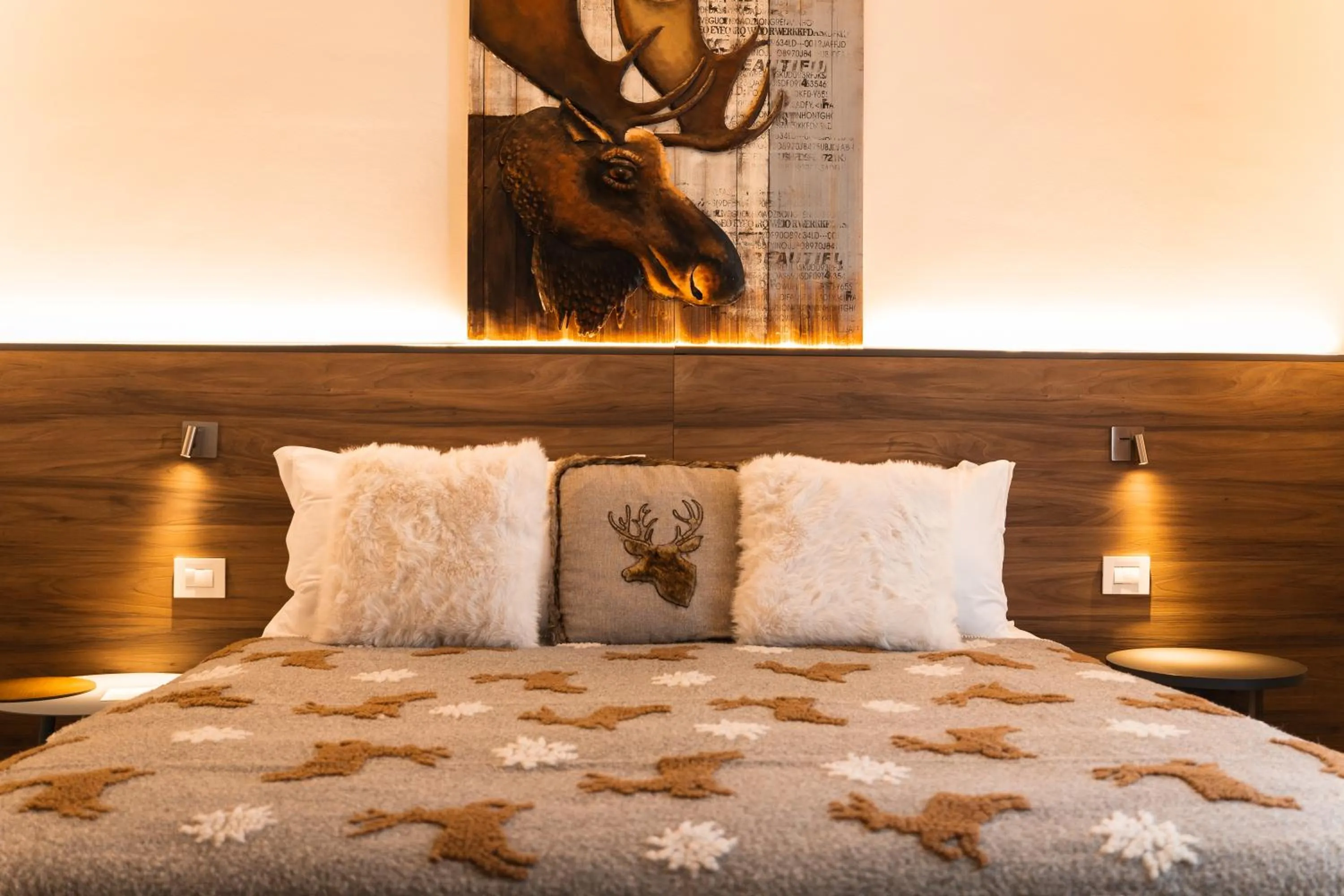 Bed in Maison Poluc hotel apartments