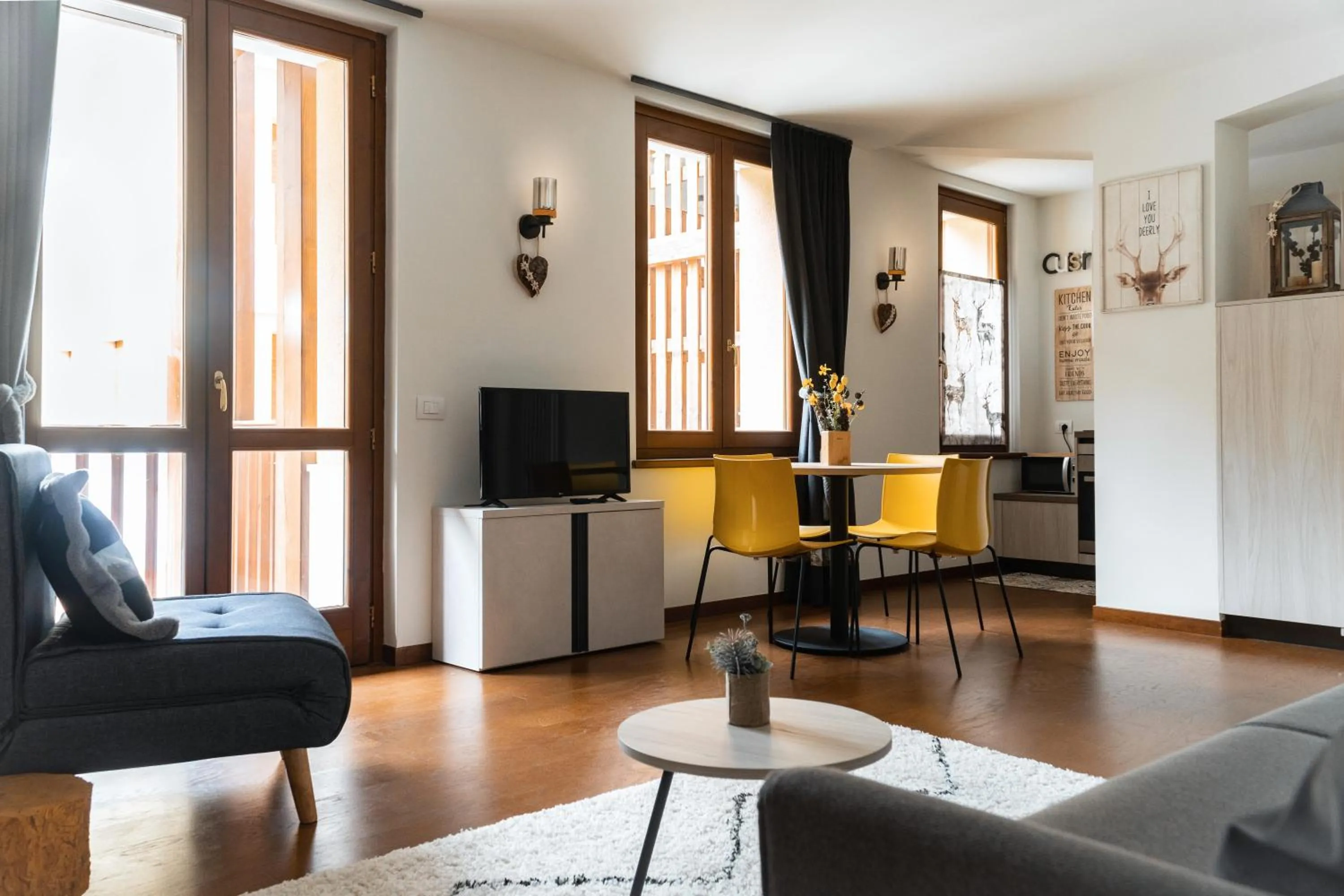 Living room in Maison Poluc hotel apartments