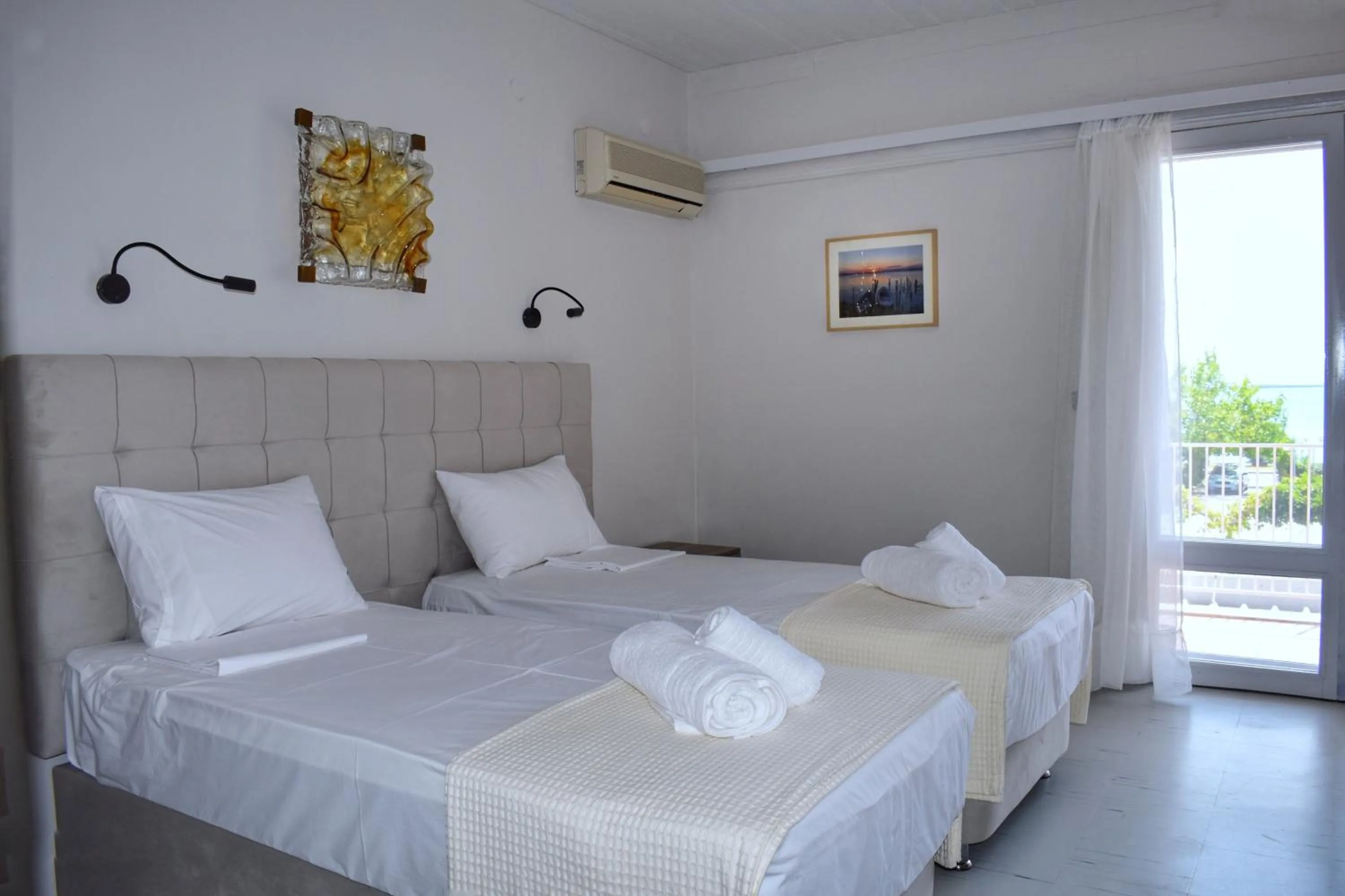 Bedroom, Bed in Hotel Theoxenia