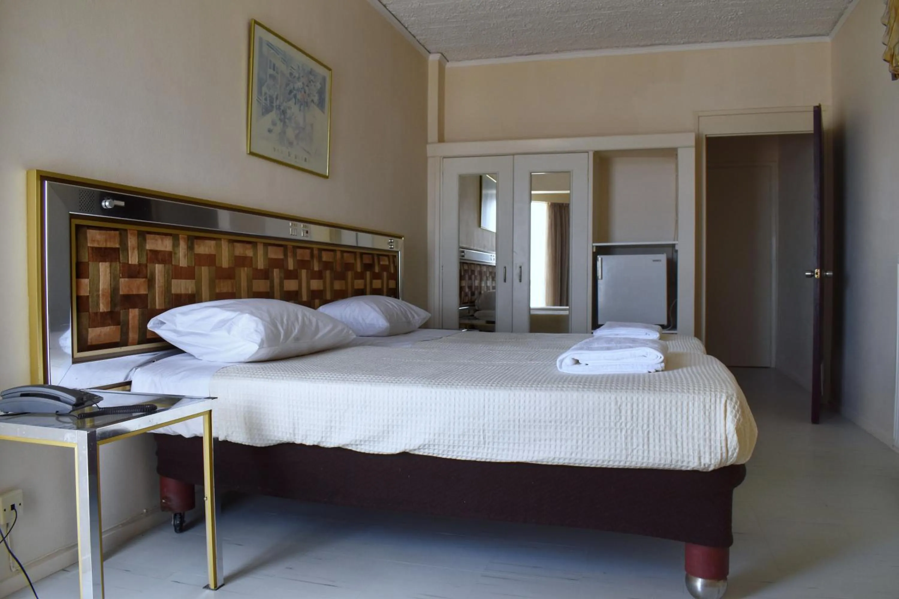Bedroom, Bed in Hotel Theoxenia