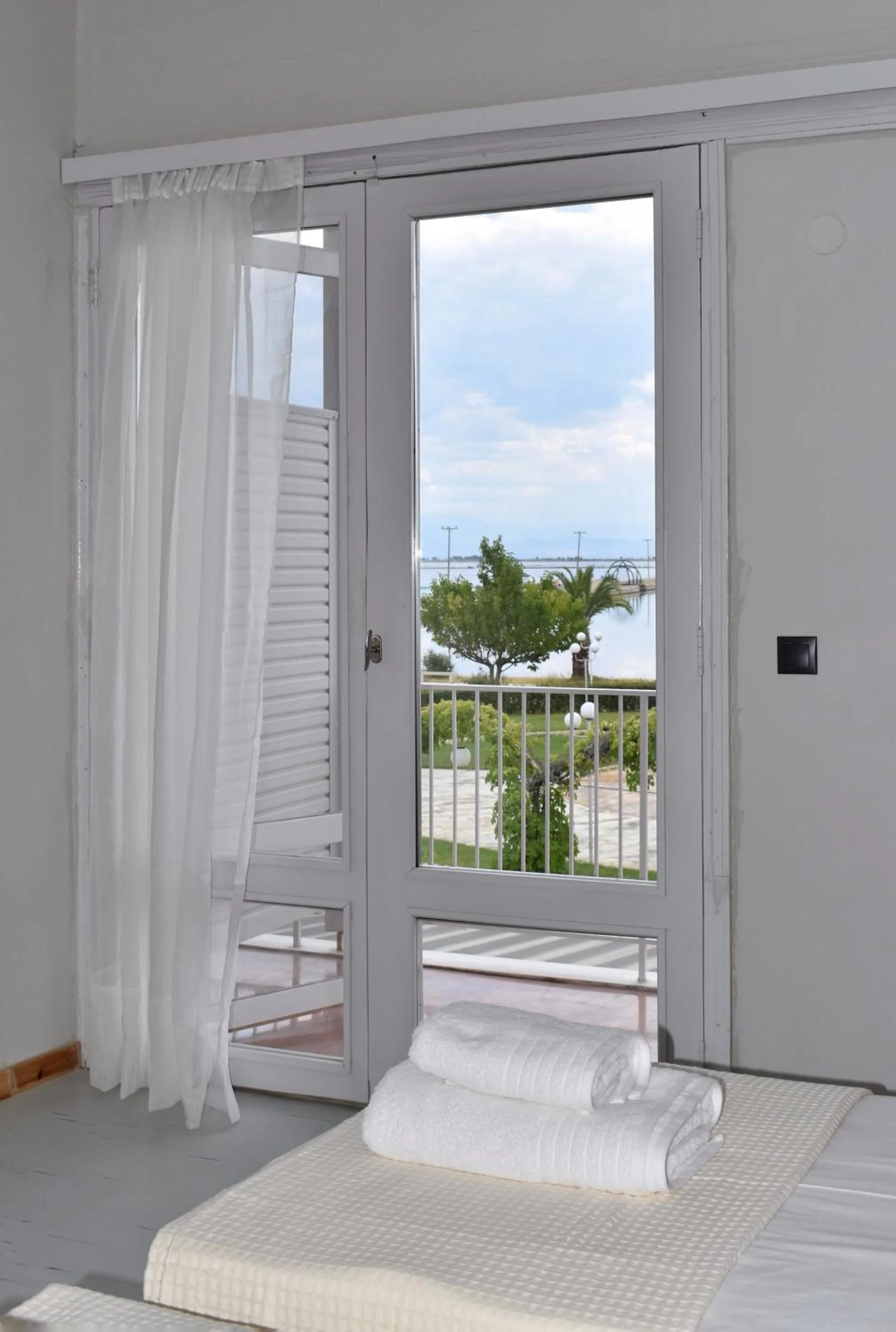 Bedroom, Bed in Hotel Theoxenia