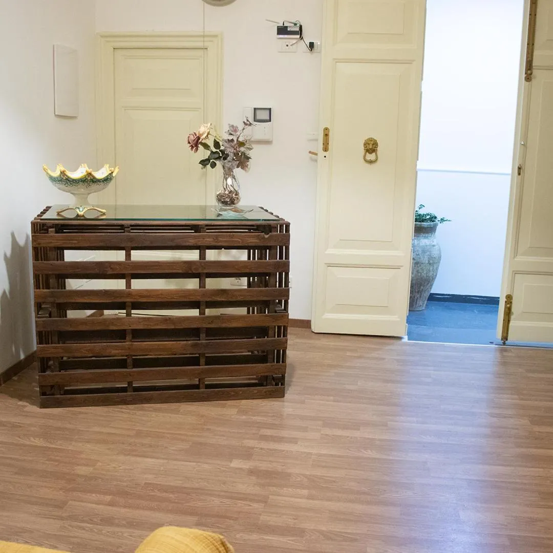 Communal lounge/ TV room in Il Cortile 1940