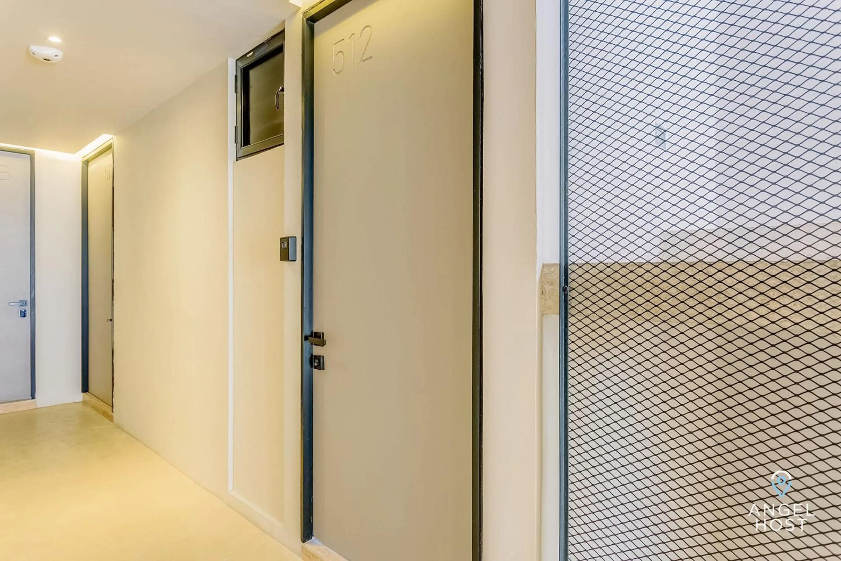 Facade/entrance in NEW Downtown Stay with Oceanview Roof Pool and Gym plus Cafe