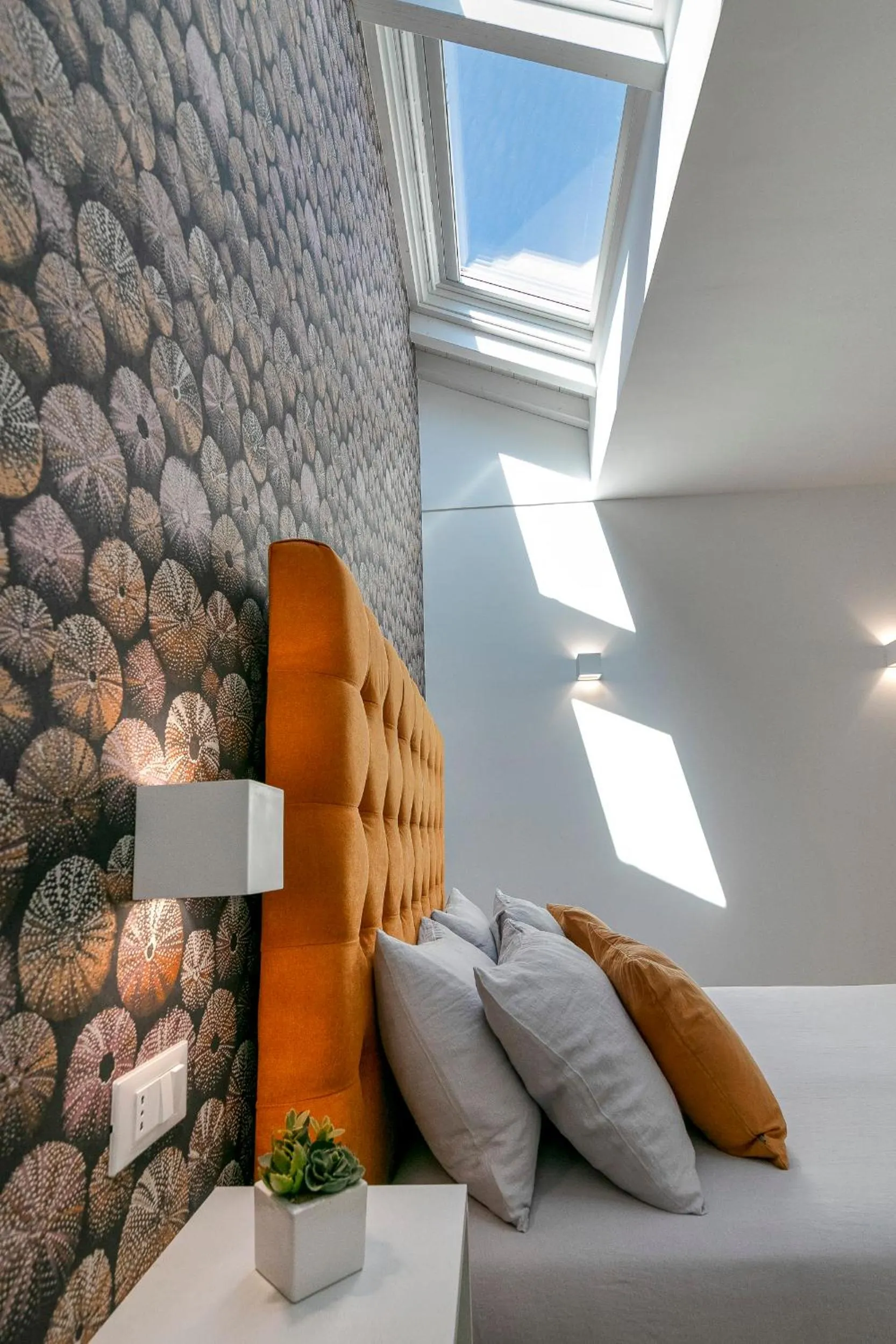 Bed in Stellaris Apartrooms