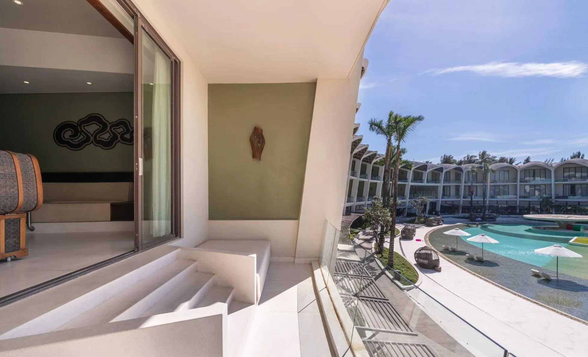 Balcony/Terrace in The Shells Resort & Spa Phu Quoc