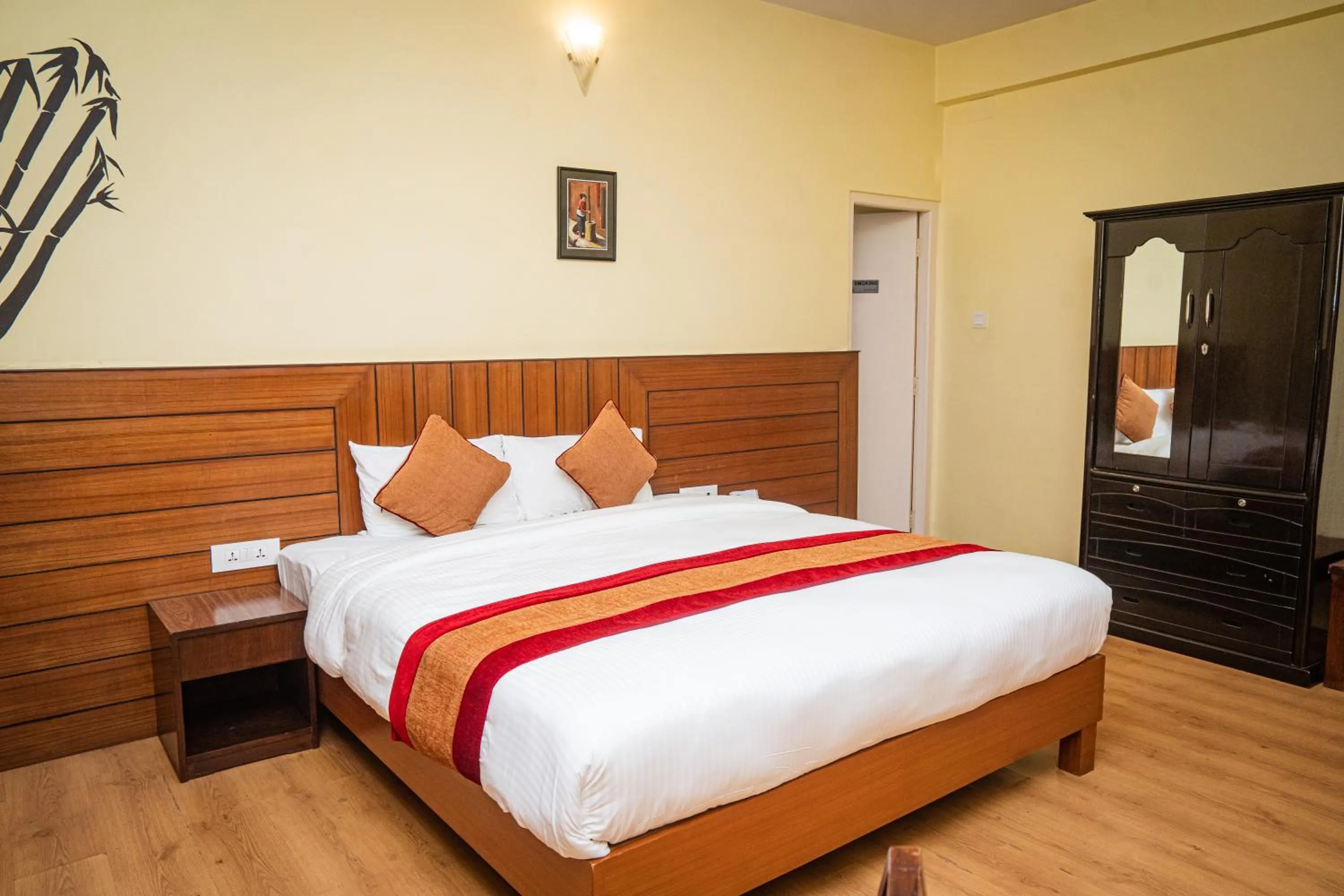 Bed in Hotel Crown Himalayas