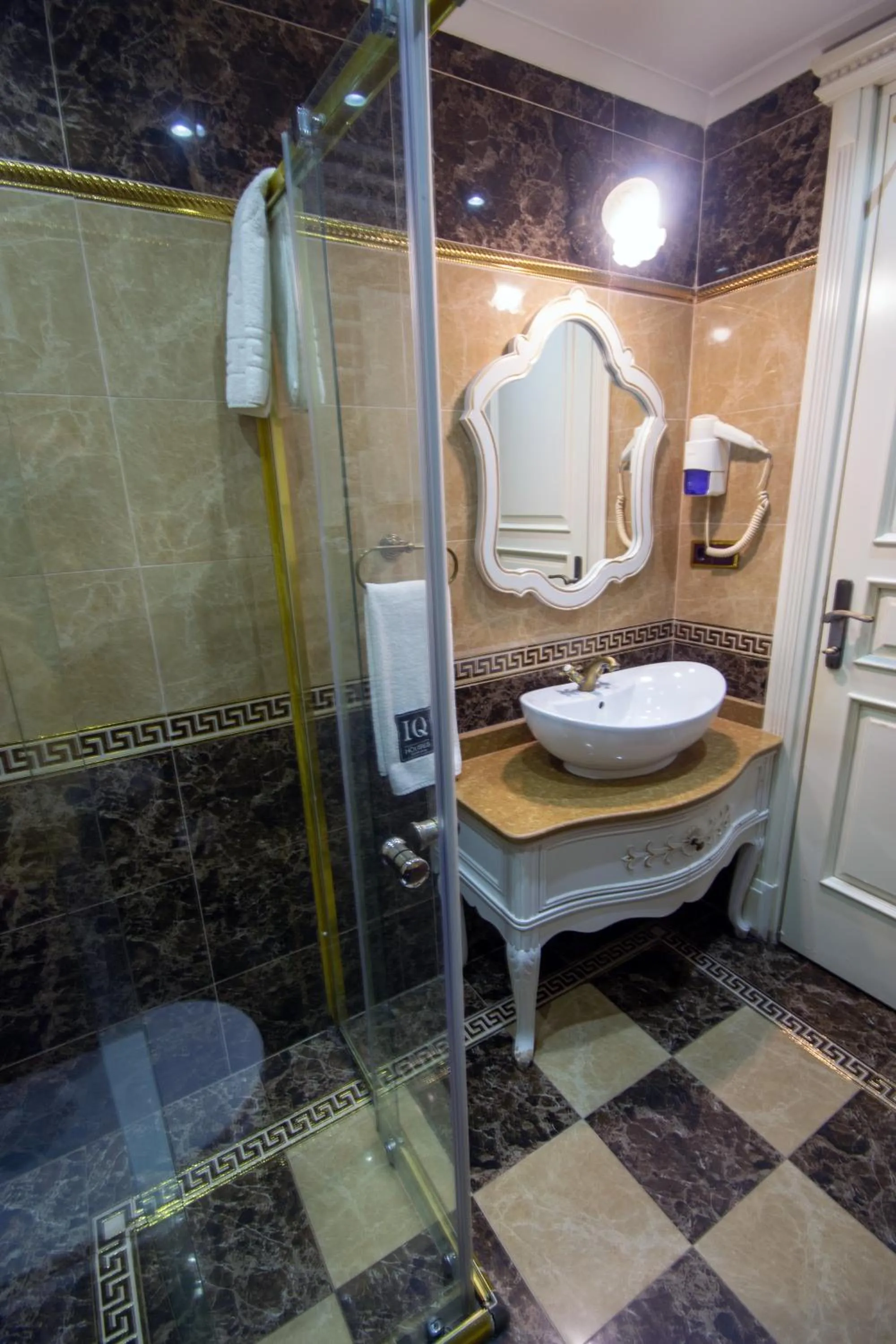 Bathroom in IQ Hotel