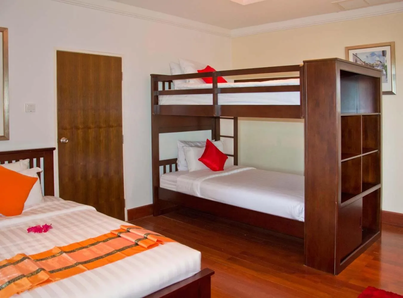 Bedroom, Bed in Villa Oriole