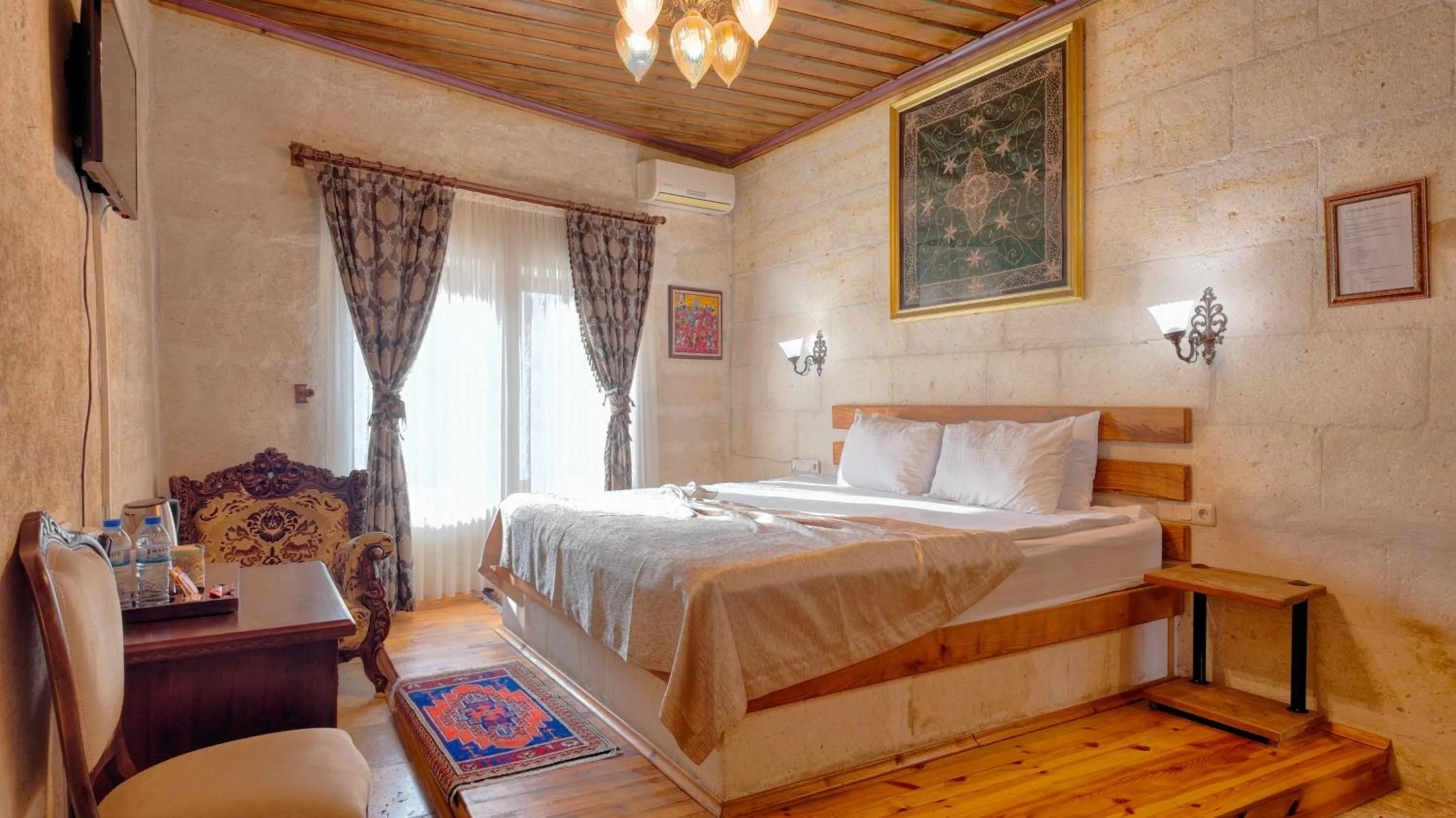 Deluxe Double Room with Bath in Hanzade Cappadocia
