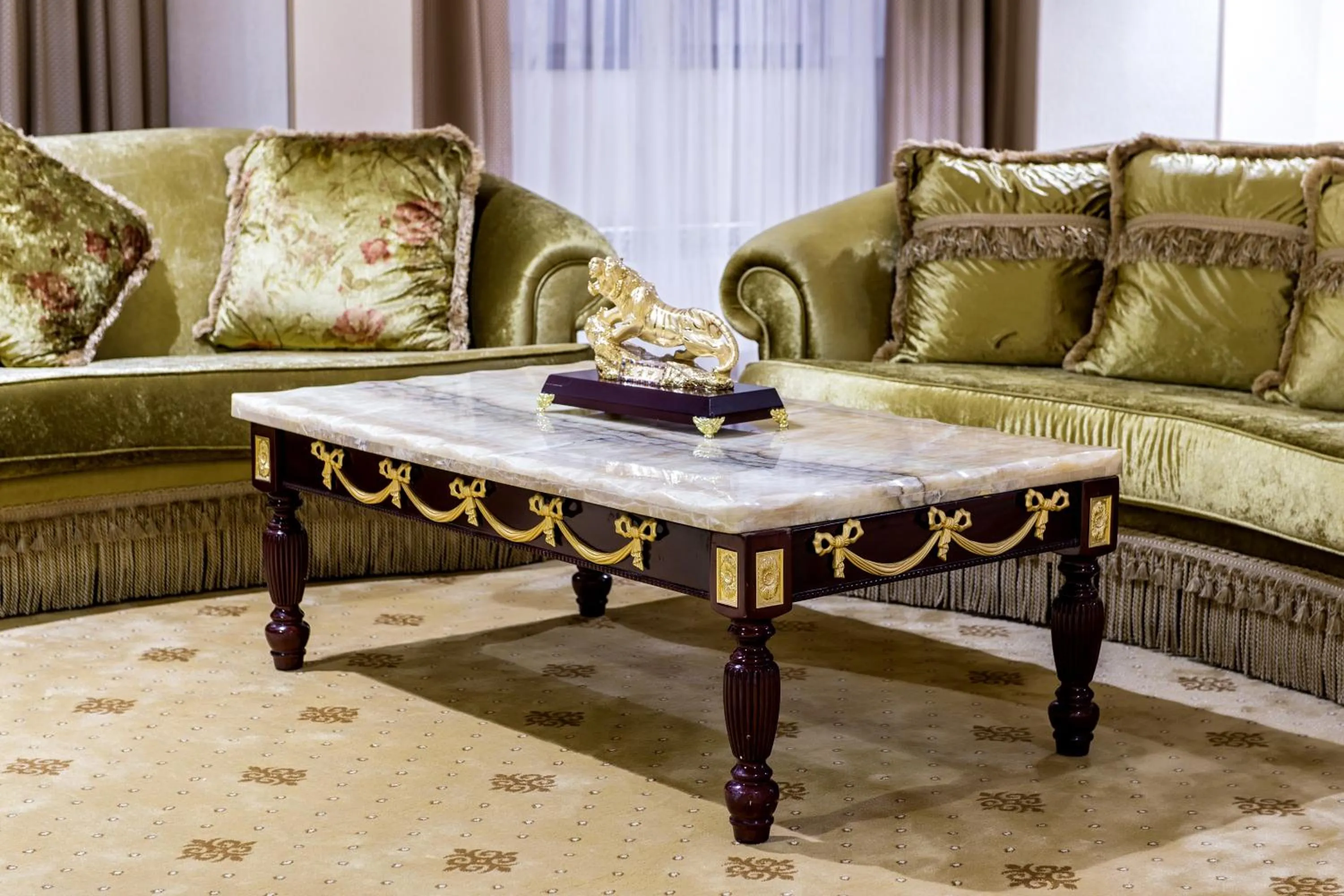 Living room in Shymkent Grand Hotel