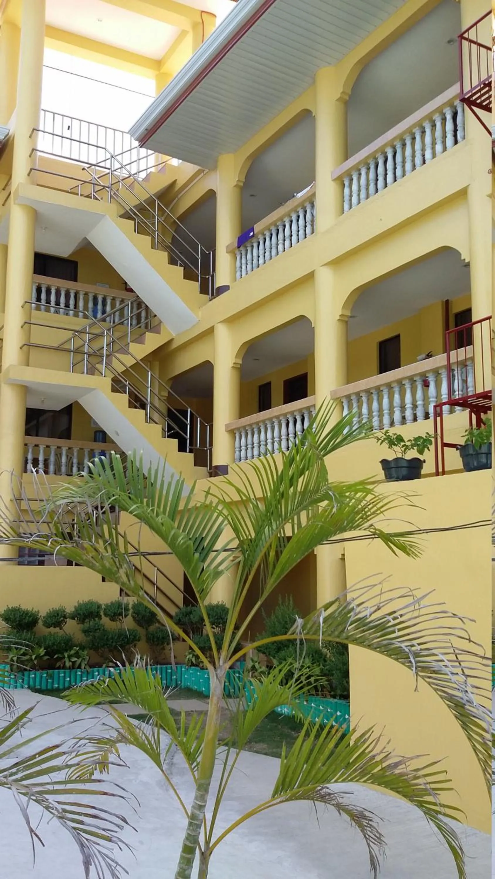 Cherrys @ Home Too Inland Resort