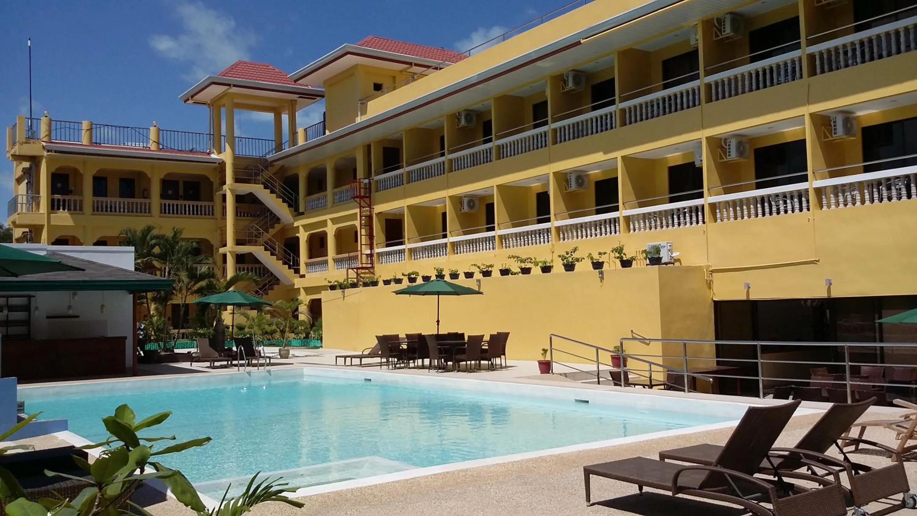 Cherrys @ Home Too Inland Resort