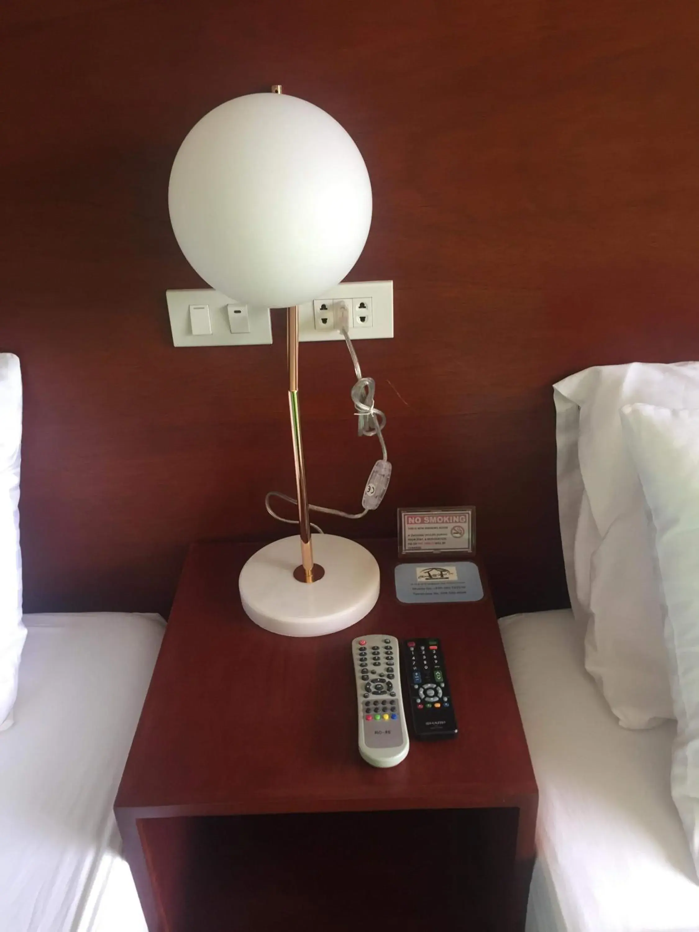 Deluxe Twin Room in Cherrys @ Home Too Inland Resort Deluxe Twin Room in Cherrys @ Home Too Inland Resort