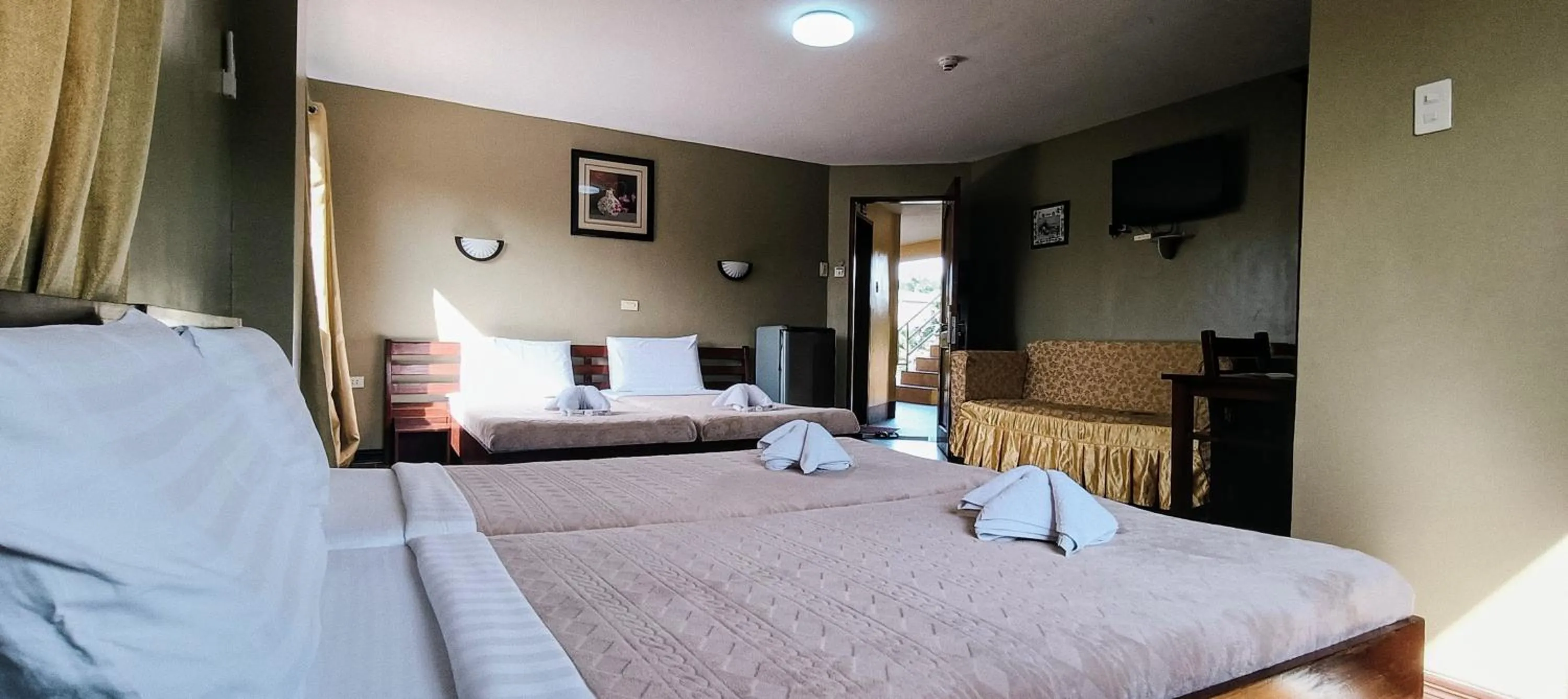 Bed in Cherrys @ Home Too Inland Resort