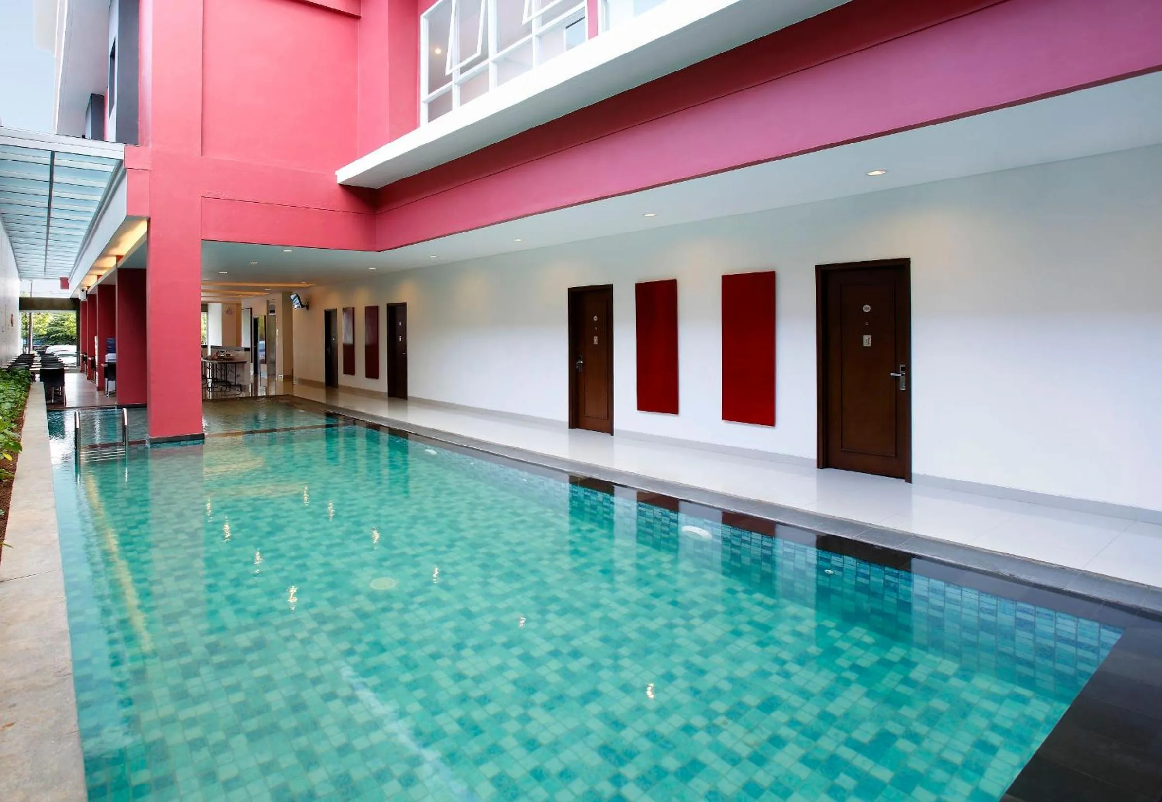 Swimming pool in Amaris Hotel Dewi Sri - Bali