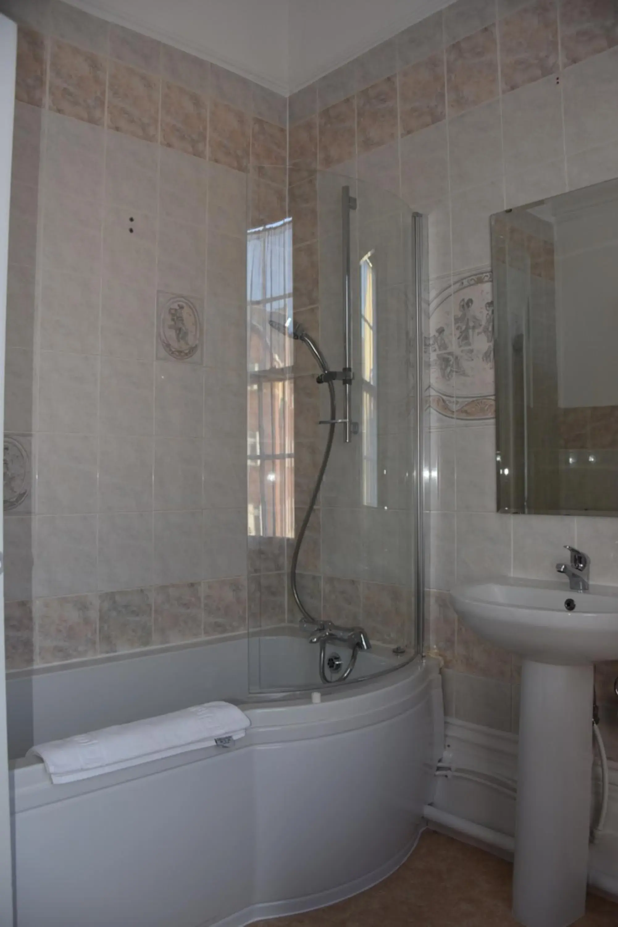 Superior Double Room in Edward Hotel Superior Double Room in Edward Hotel