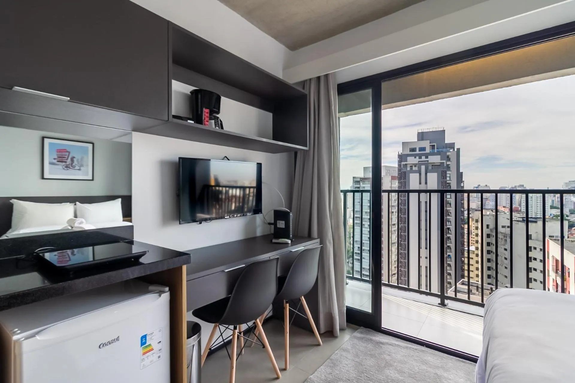 TV and multimedia in 360 VN Ueno by Housi