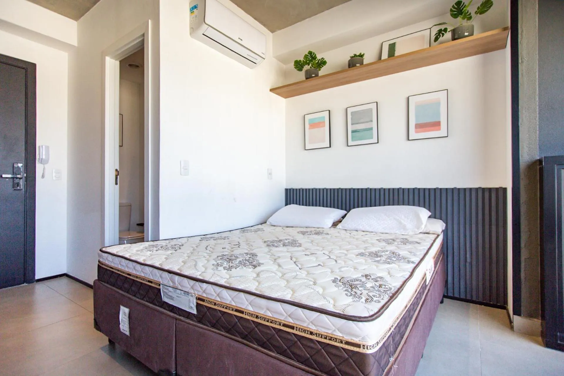 Bedroom, Bed in 360 VN Ueno by Housi