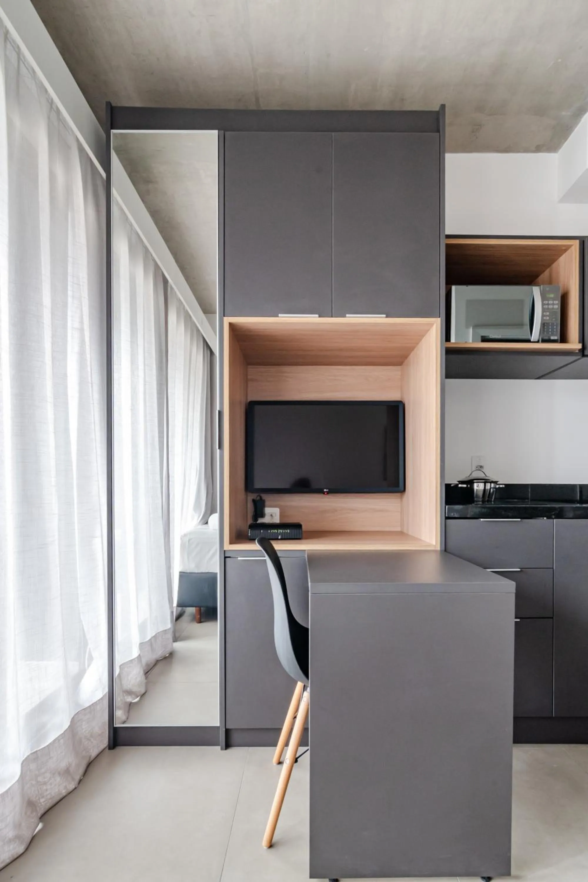 TV and multimedia in 360 VN Ueno by Housi