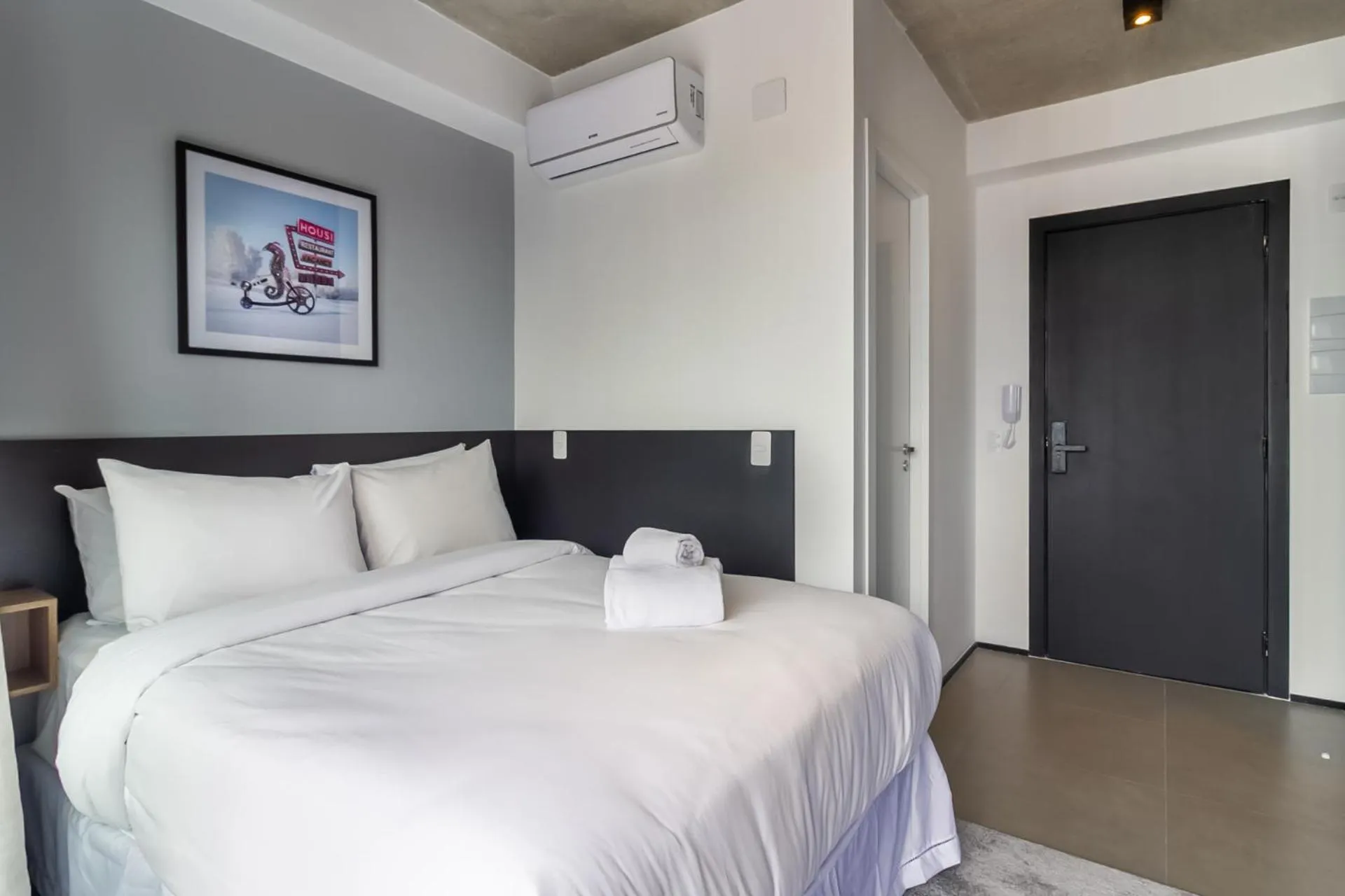 Bed in 360 VN Ueno by Housi