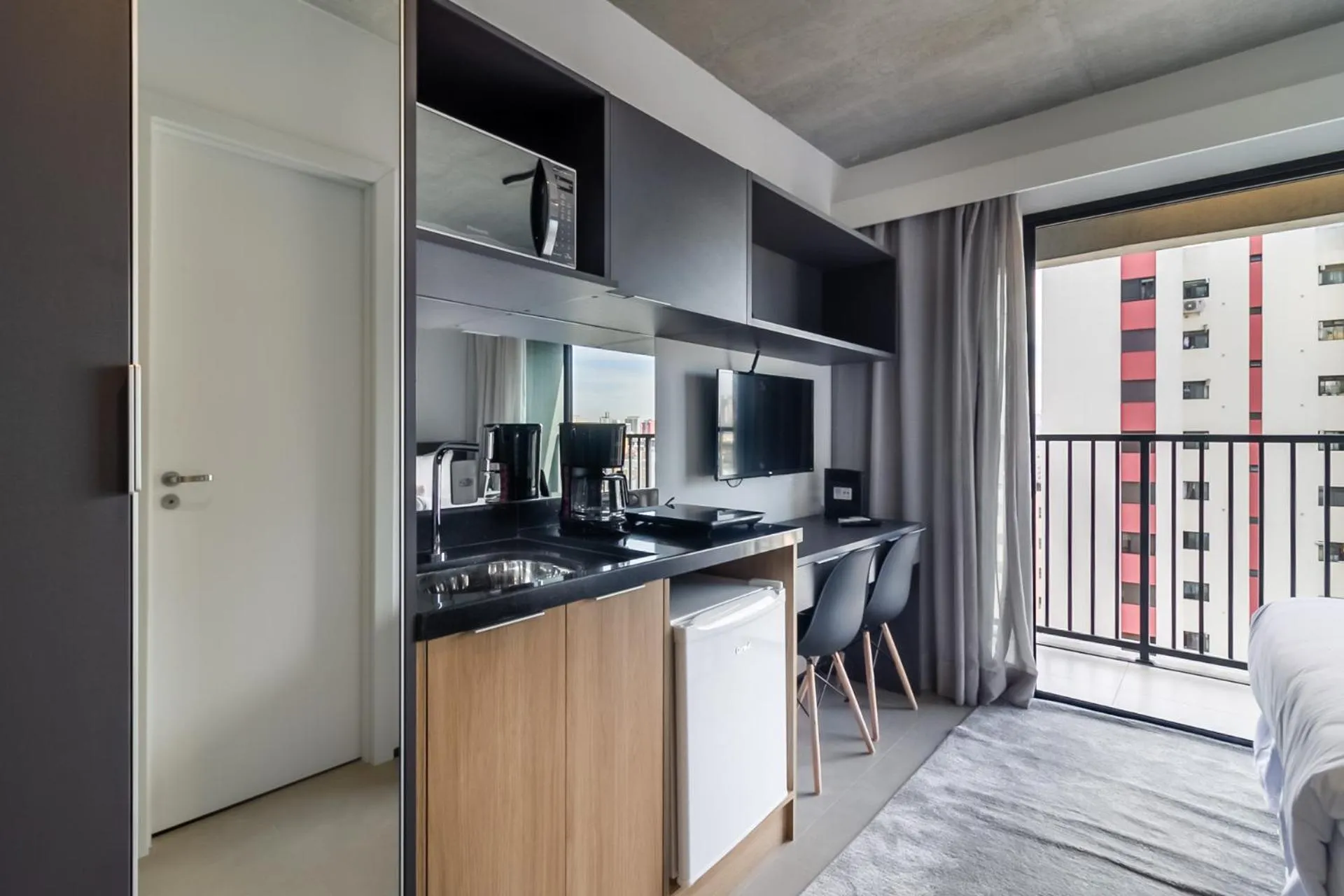 TV and multimedia in 360 VN Ueno by Housi