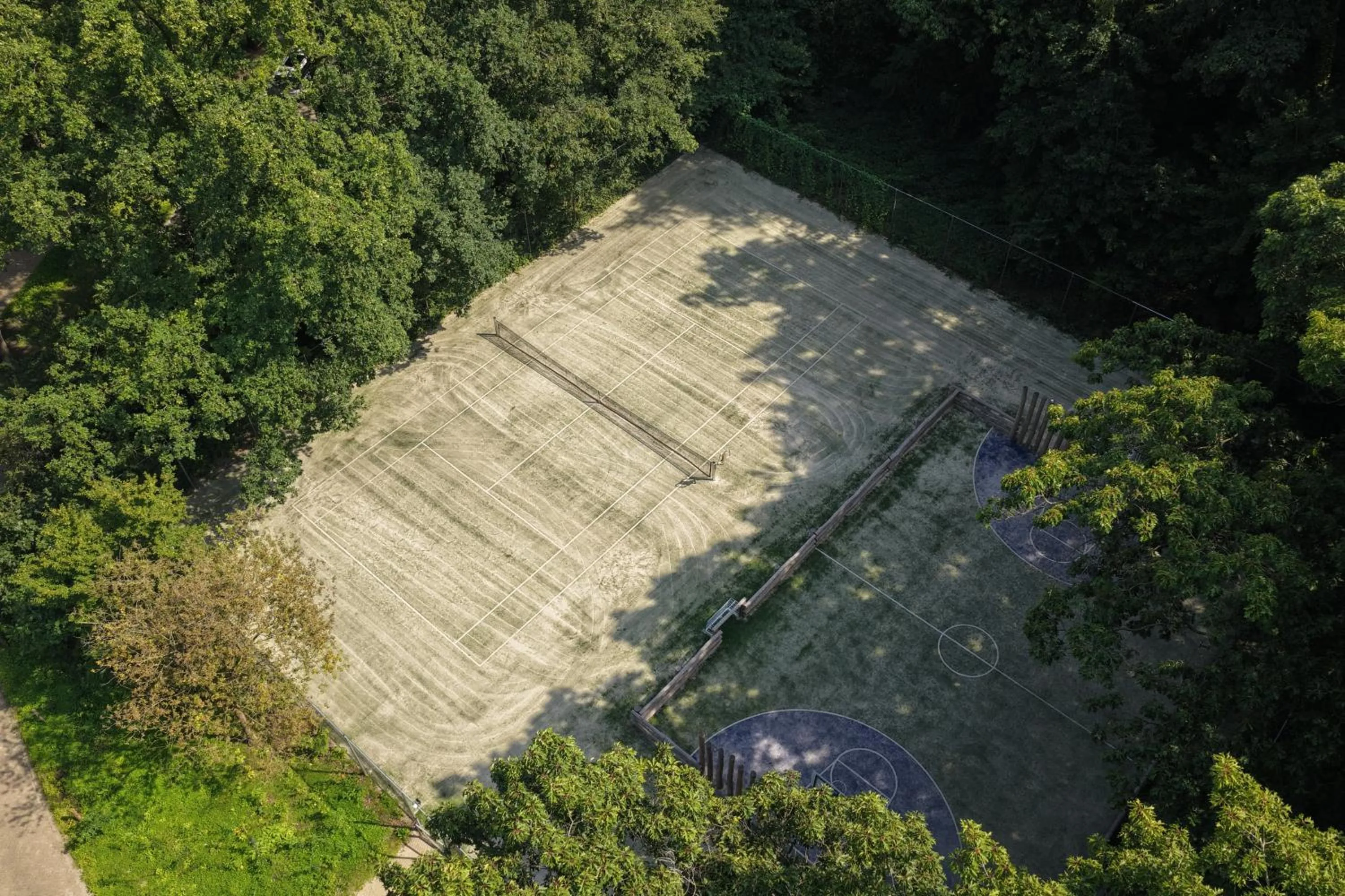 Children play ground in Resort Bad Boekelo - Hotel met Spa & Wellness in Enschede