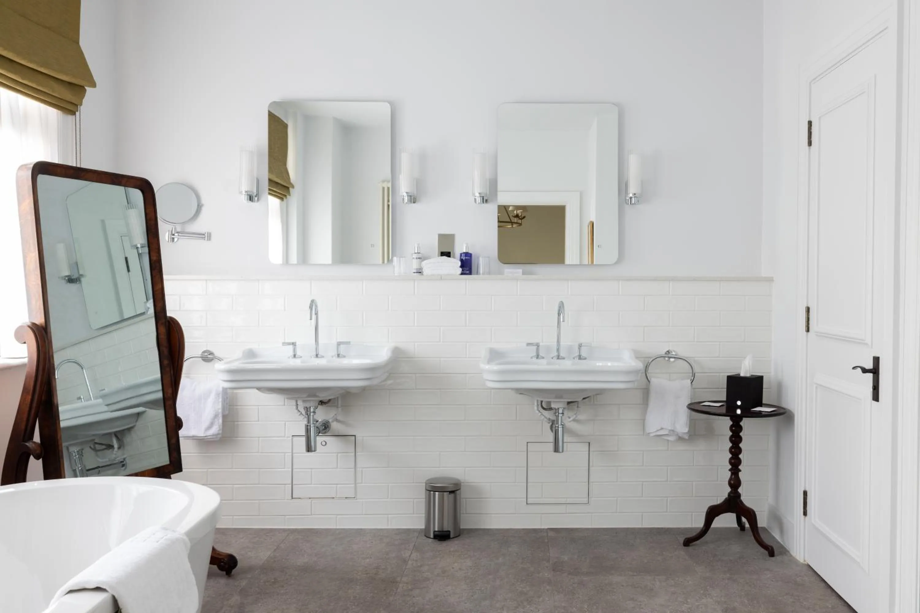 Bathroom in The White Hart Hotel Lincoln