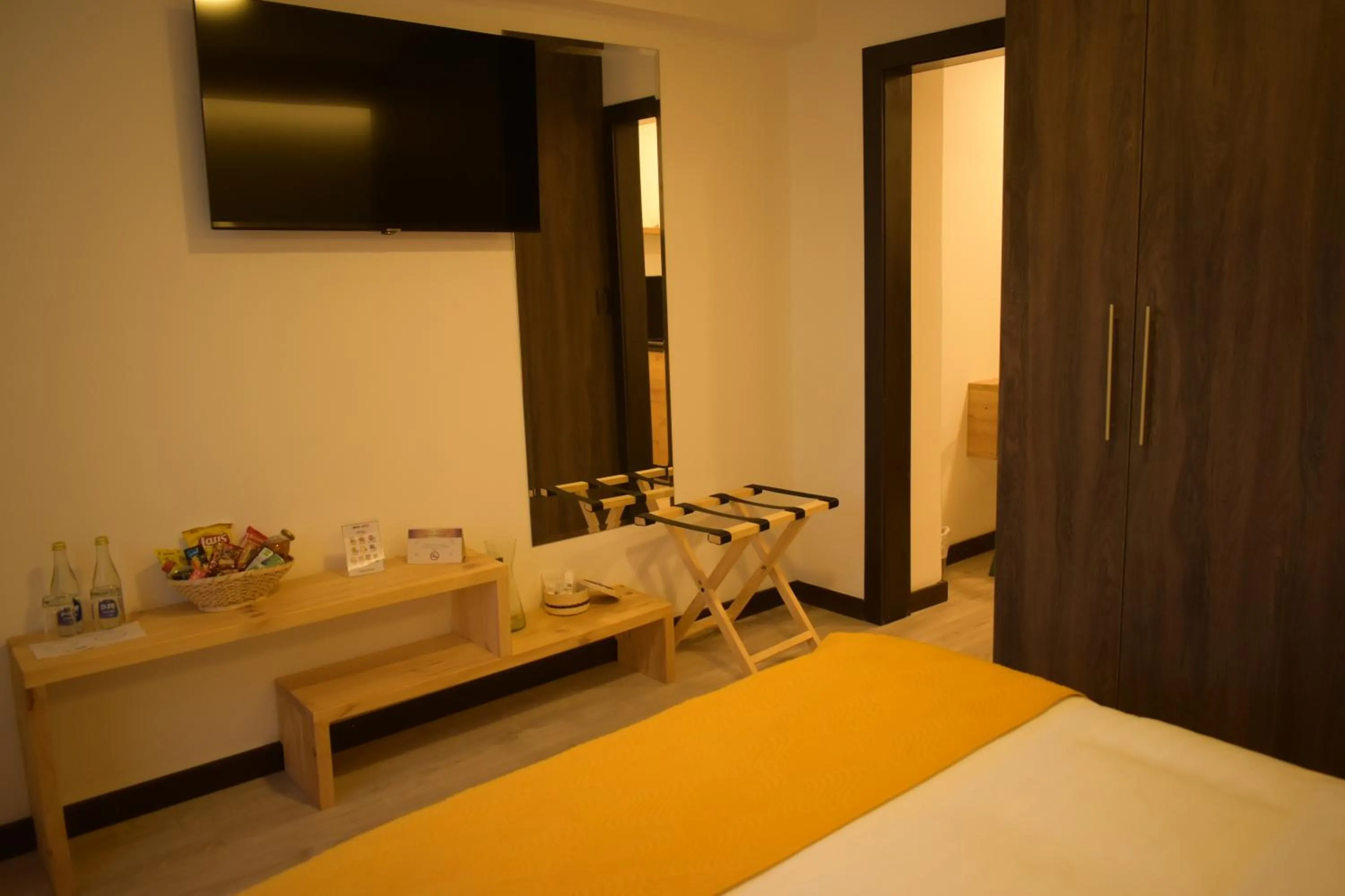 Photo of the whole room, Bed in Hotel Vaway