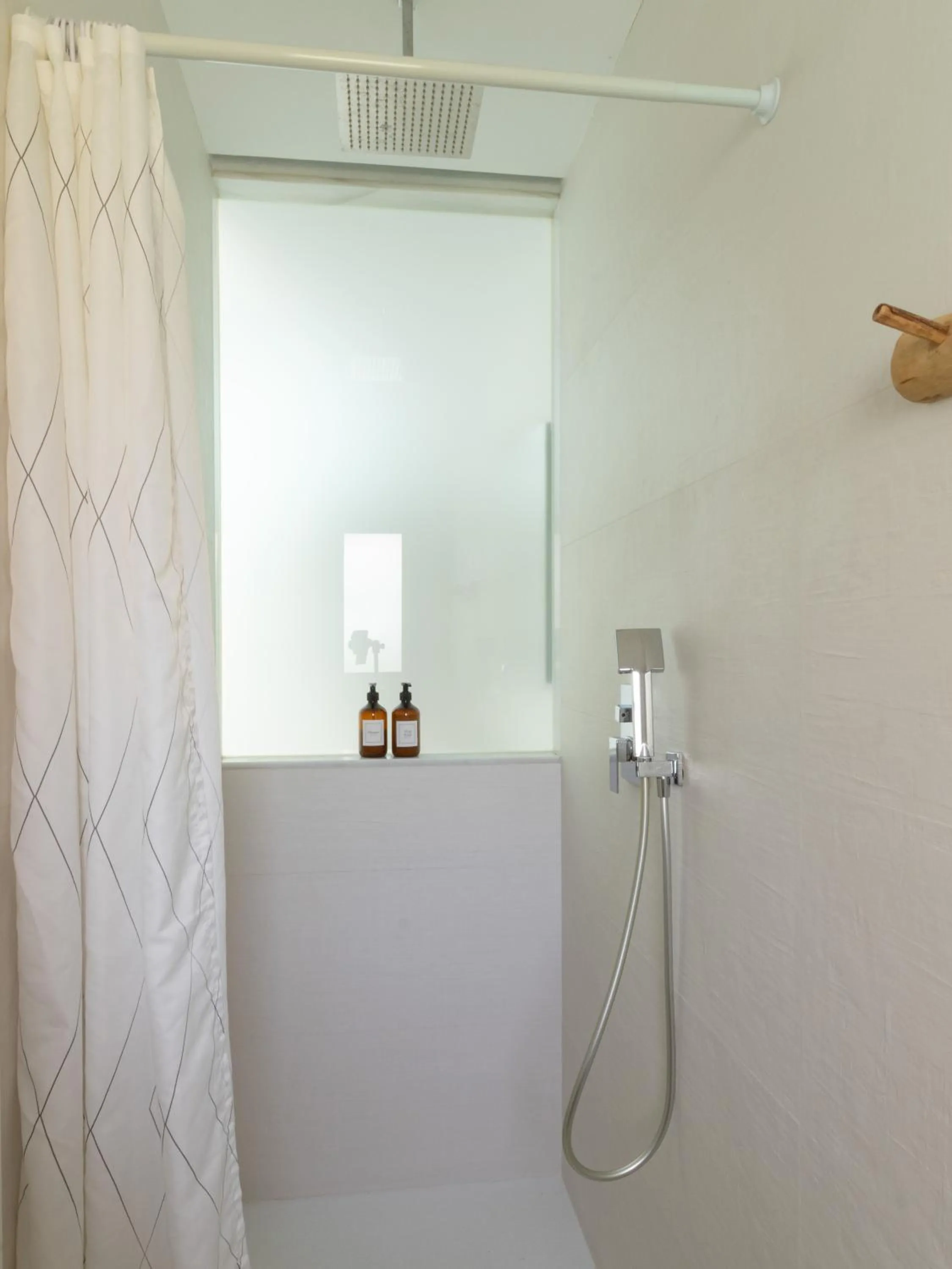 Shower in La Casa del Burro