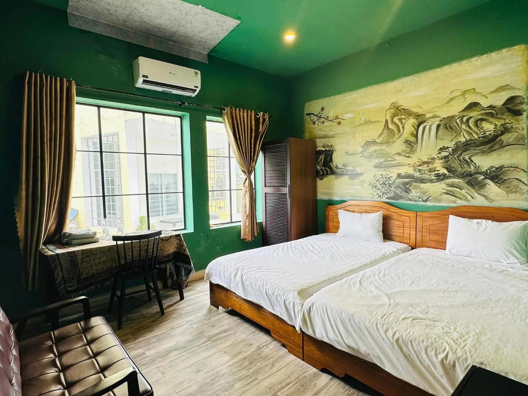 Con Son Island Hotel