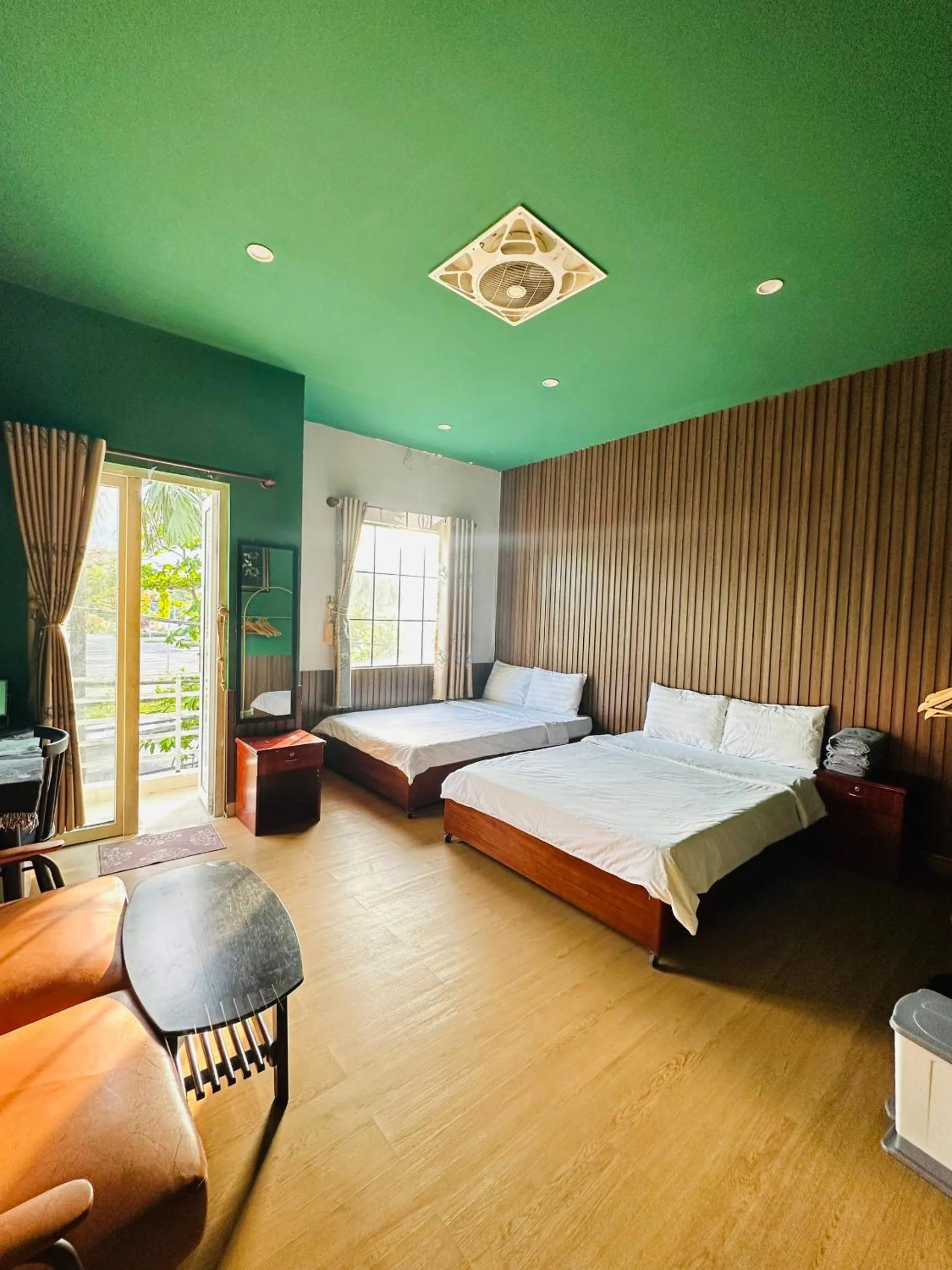 Con Son Island Hotel